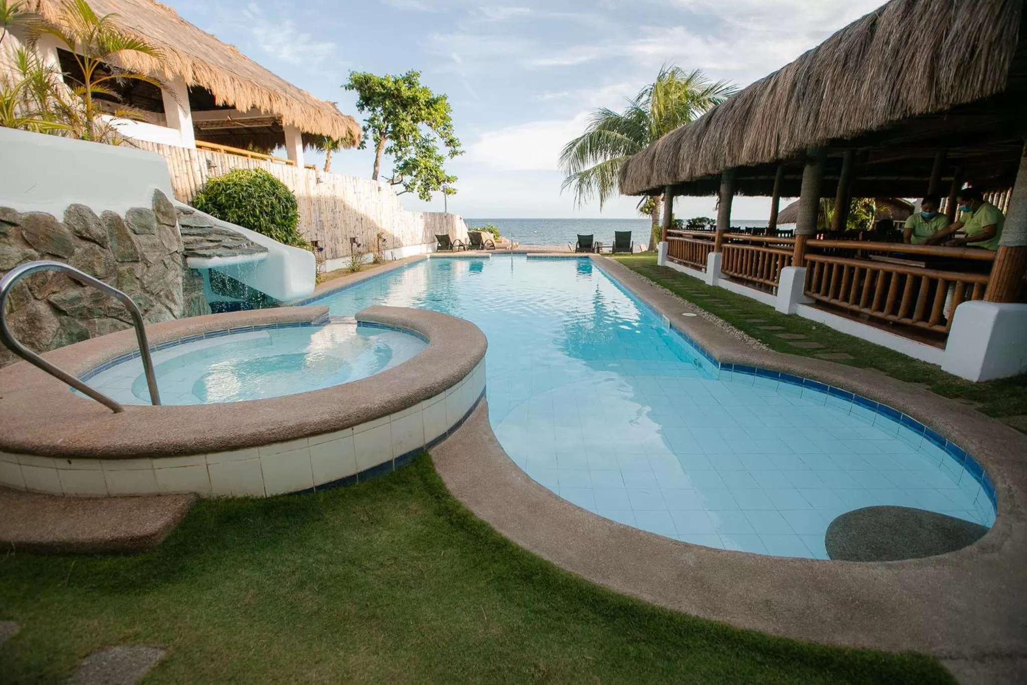 Pool view in Kav&#x27;s Beach Resort