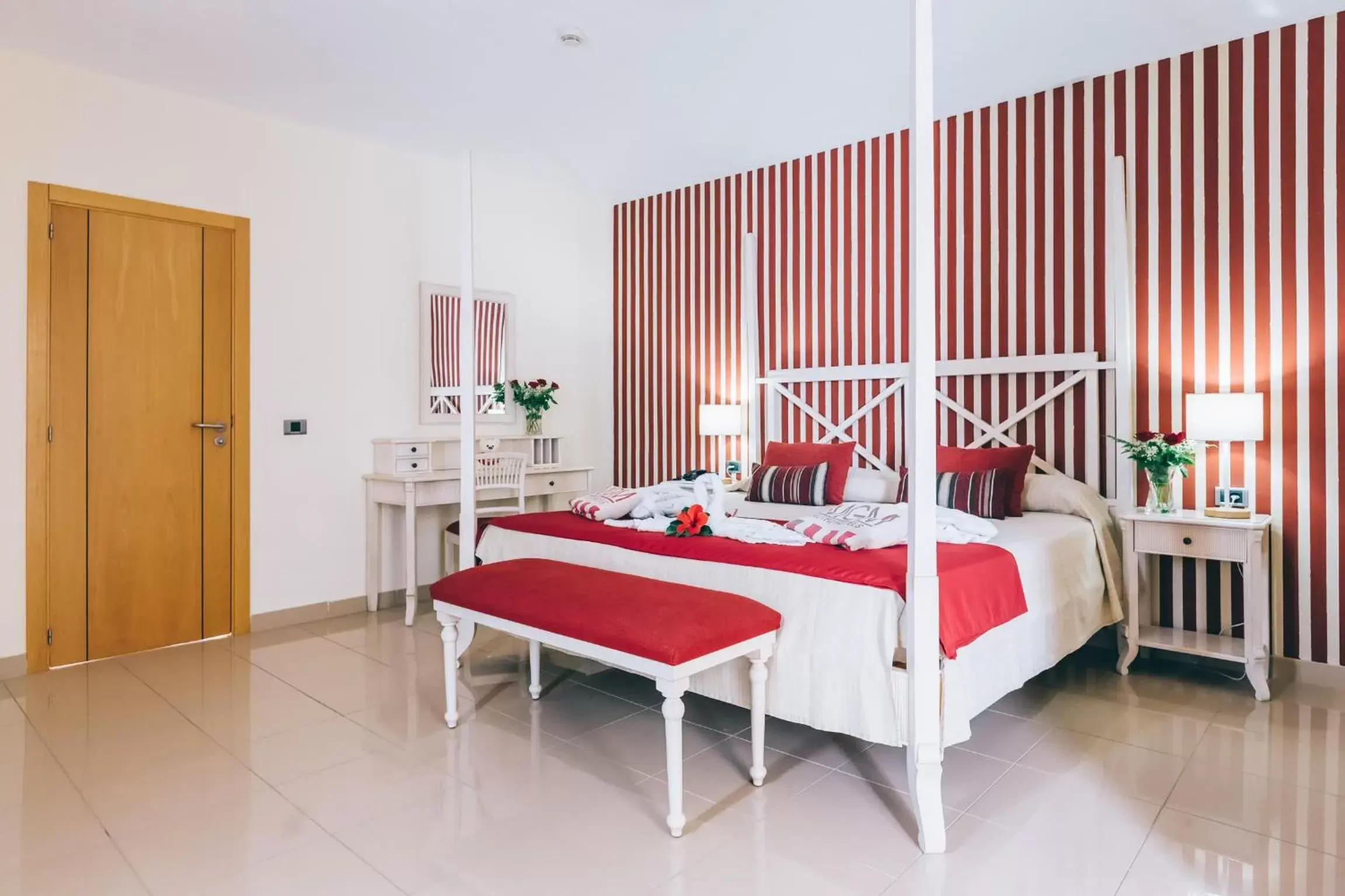 Bedroom, Bed in Grand Muthu Golf Plaza Hotel & Spa Bedroom, Bed in Grand Muthu Golf Plaza Hotel & Spa