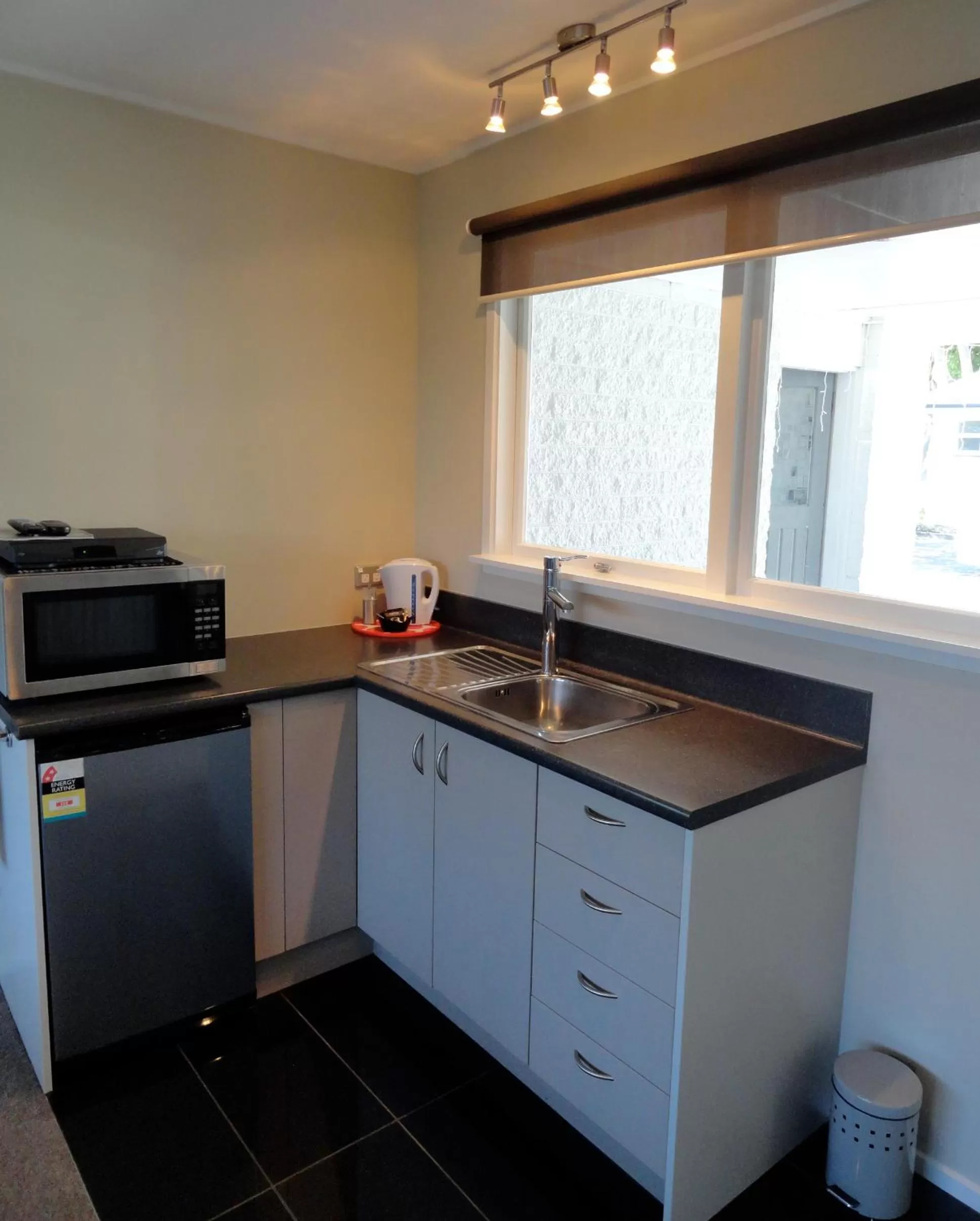 Kitchen or kitchenette in Aarburg Airport Motel