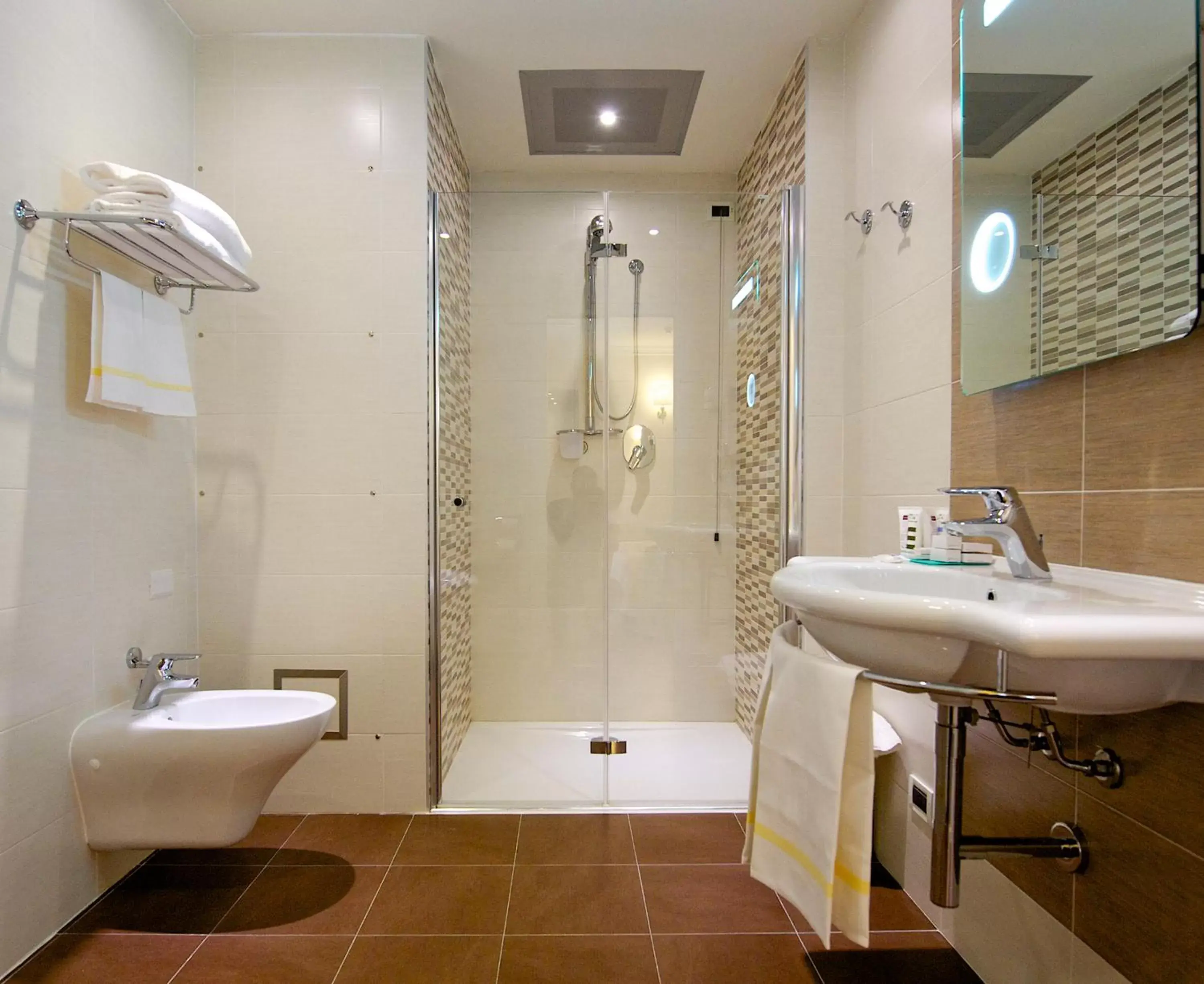 Shower, Bathroom in Mercure Parma Stendhal