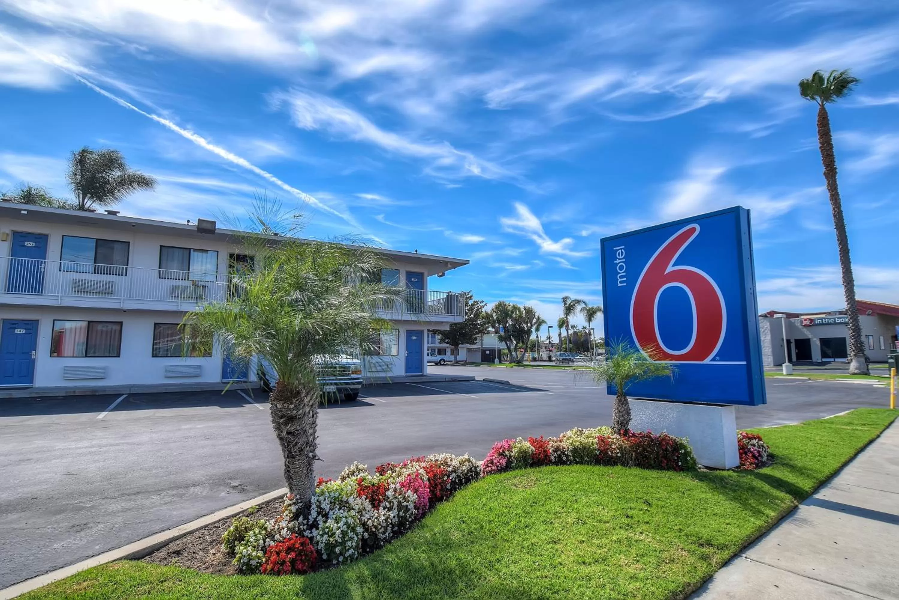 Facade/entrance in Motel 6-Stanton, CA- Anaheim West