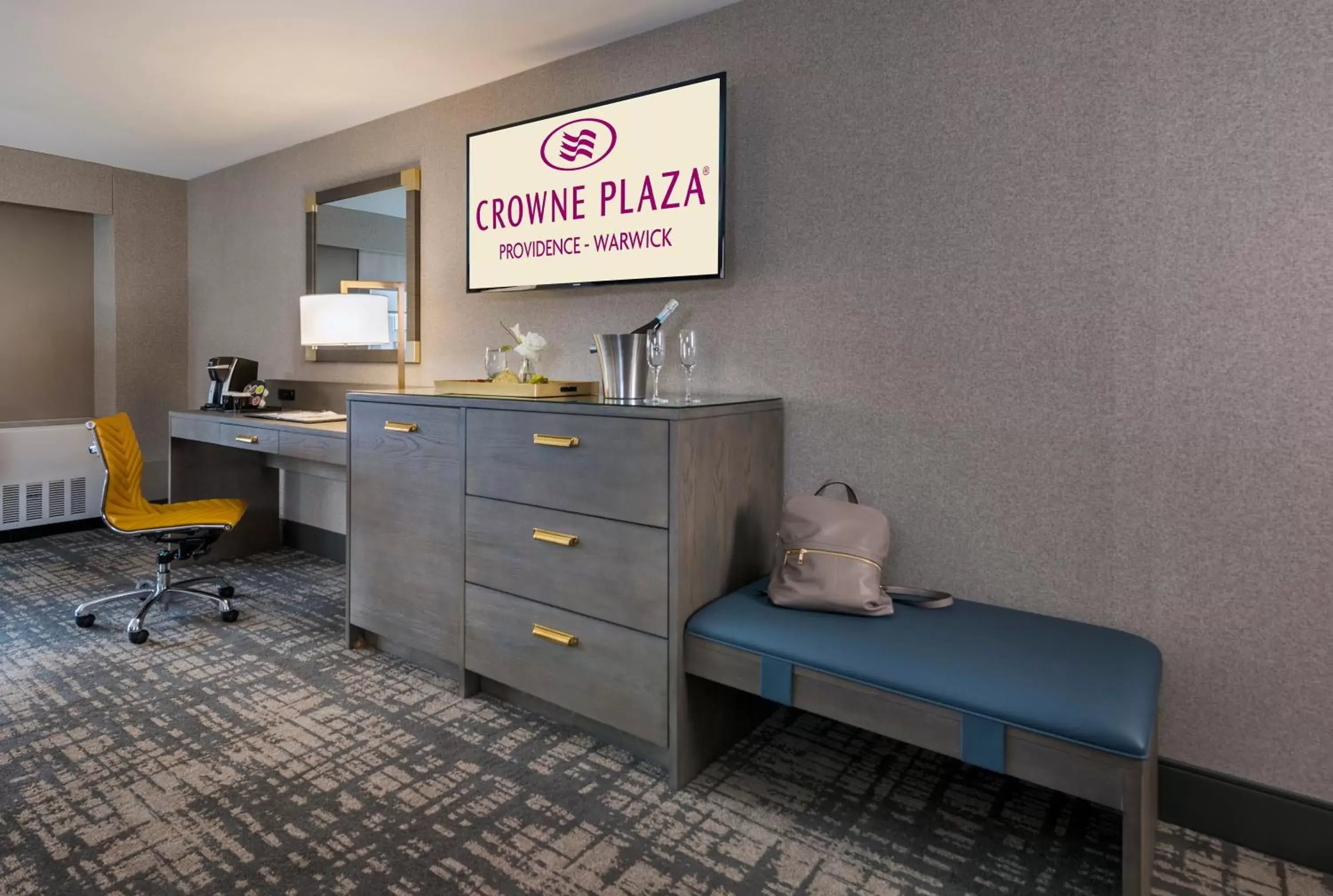 Bedroom in Crowne Plaza Providence-Warwick (Airport), an IHG Hotel