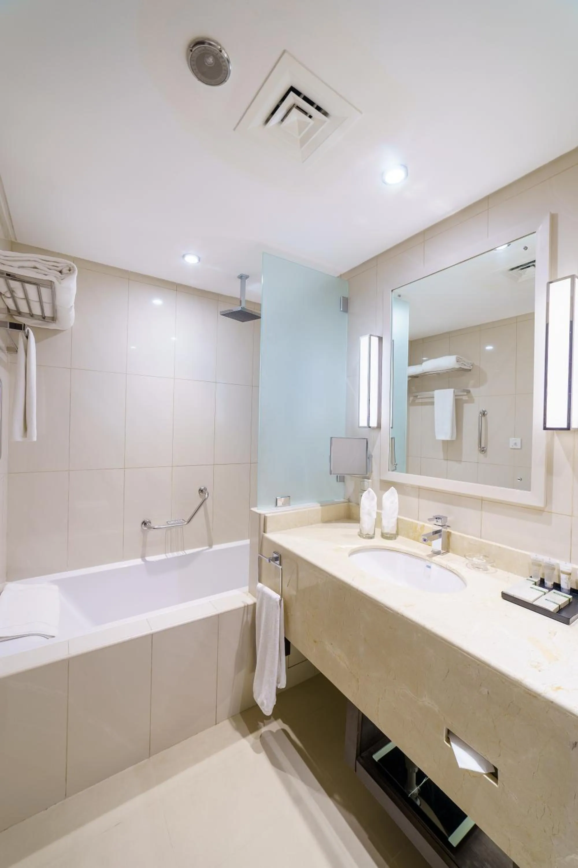 Bathroom in Levatio Hotel Muscat