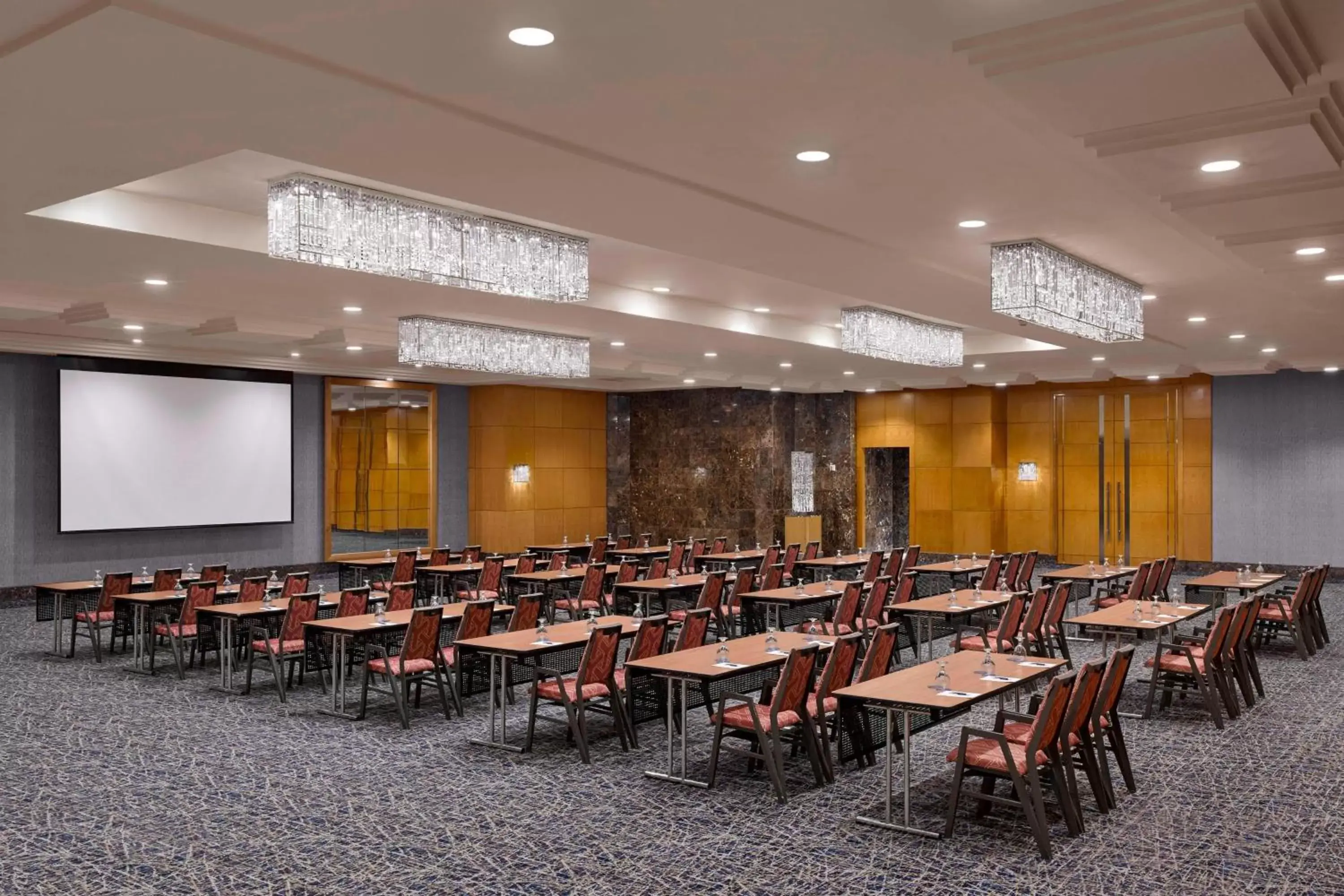 Meeting/conference room in Sheraton Amman Al Nabil Hotel