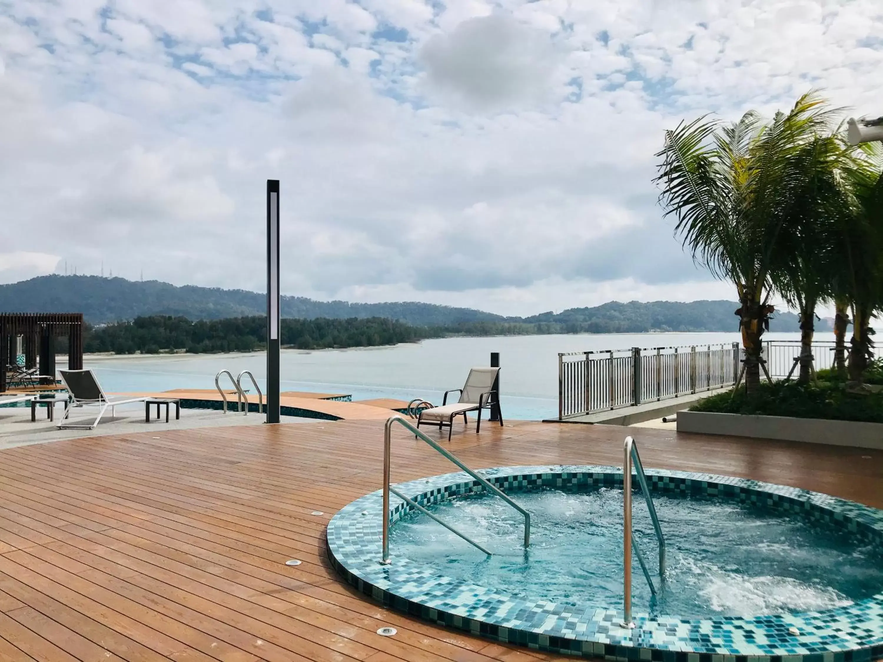 Swimming Pool in Swiss-Belhotel Kuantan