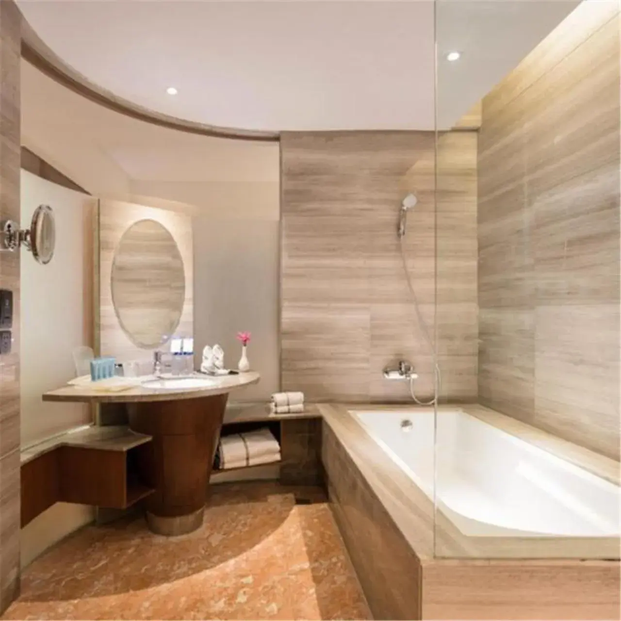 Bathroom in Cinese Hotel Dongguan Shijie