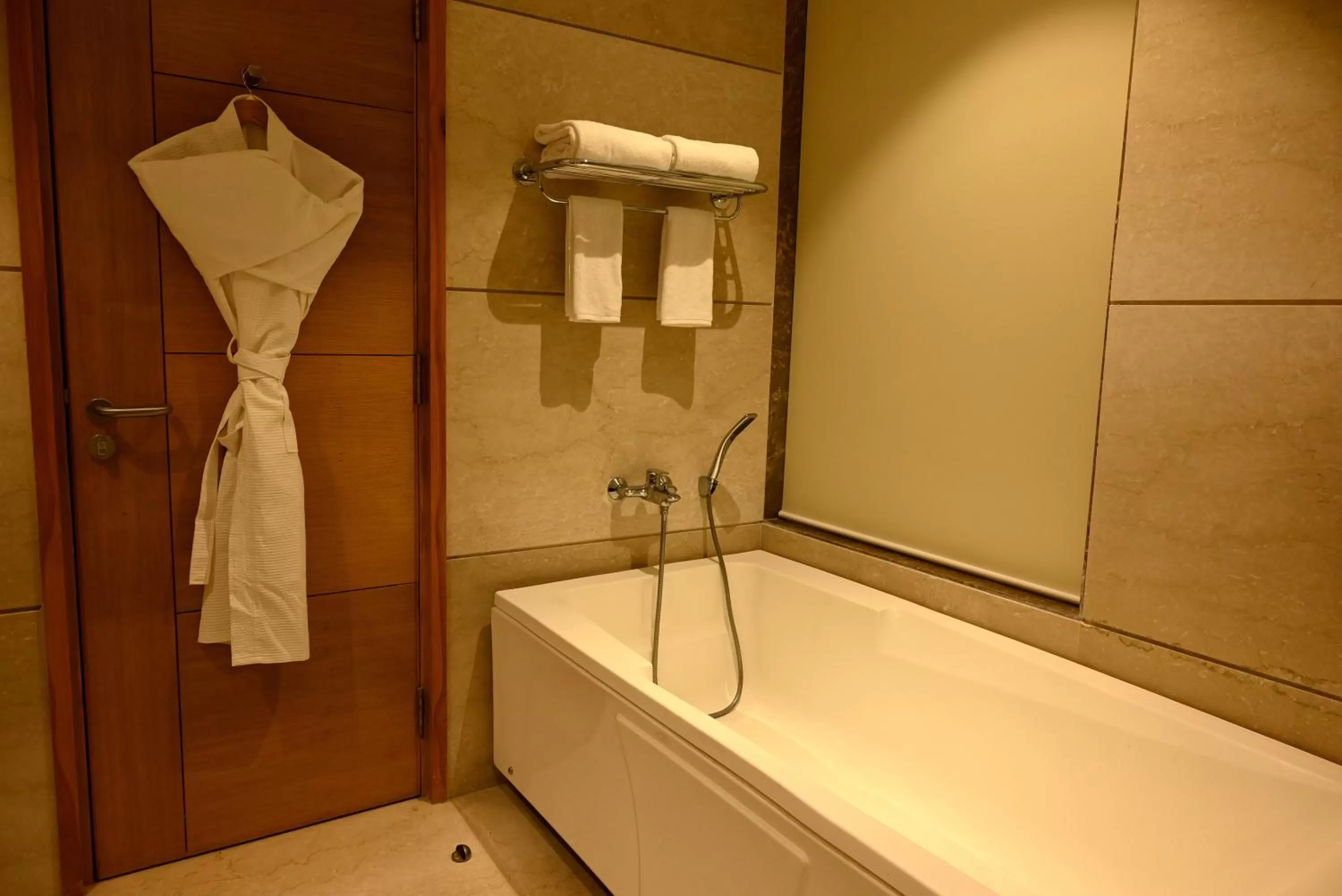 Bathroom in Ramada Plaza by Wyndham Jammu Vijaypur