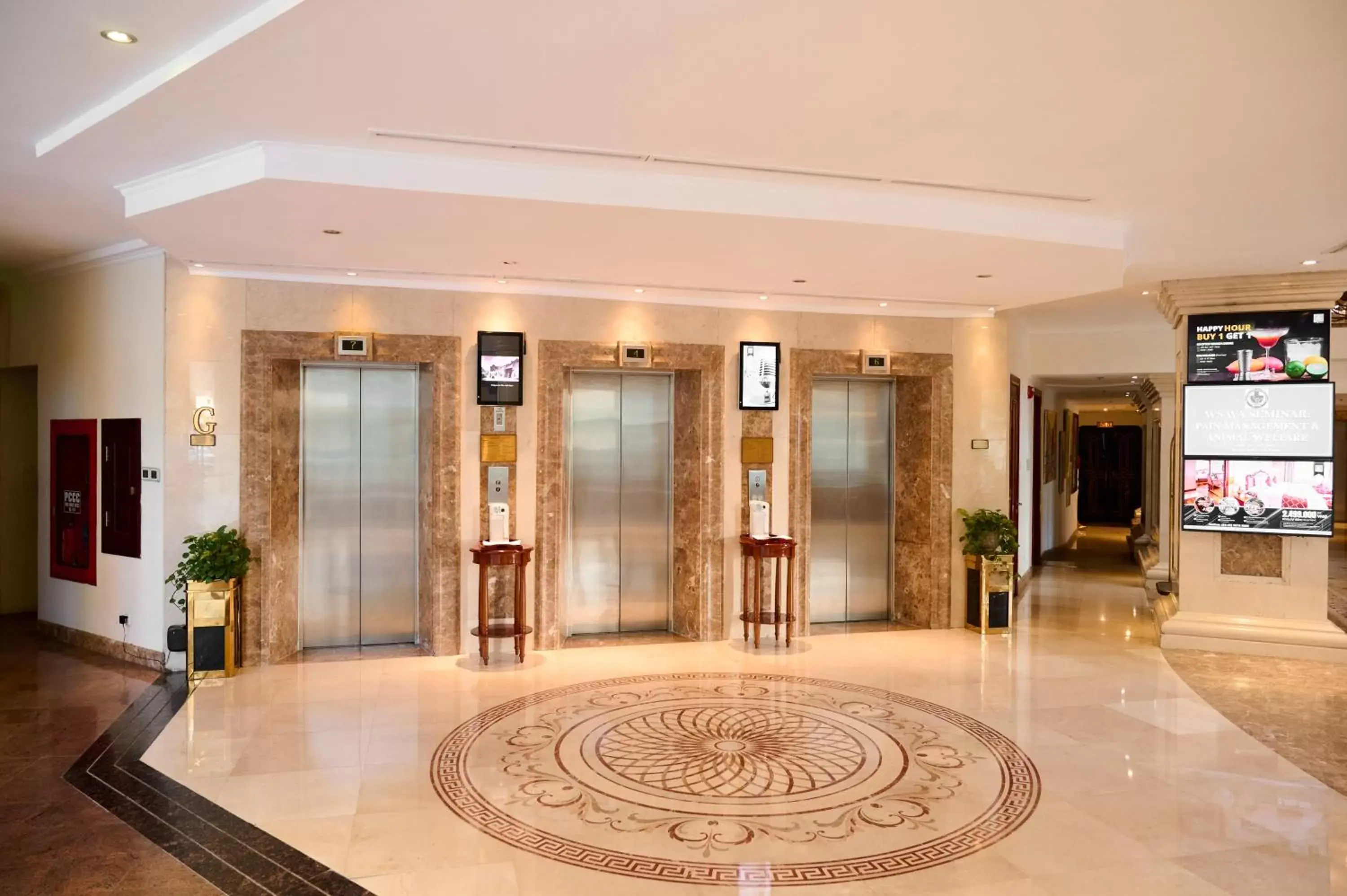 elevator, Lobby/Reception in Hotel Grand Saigon