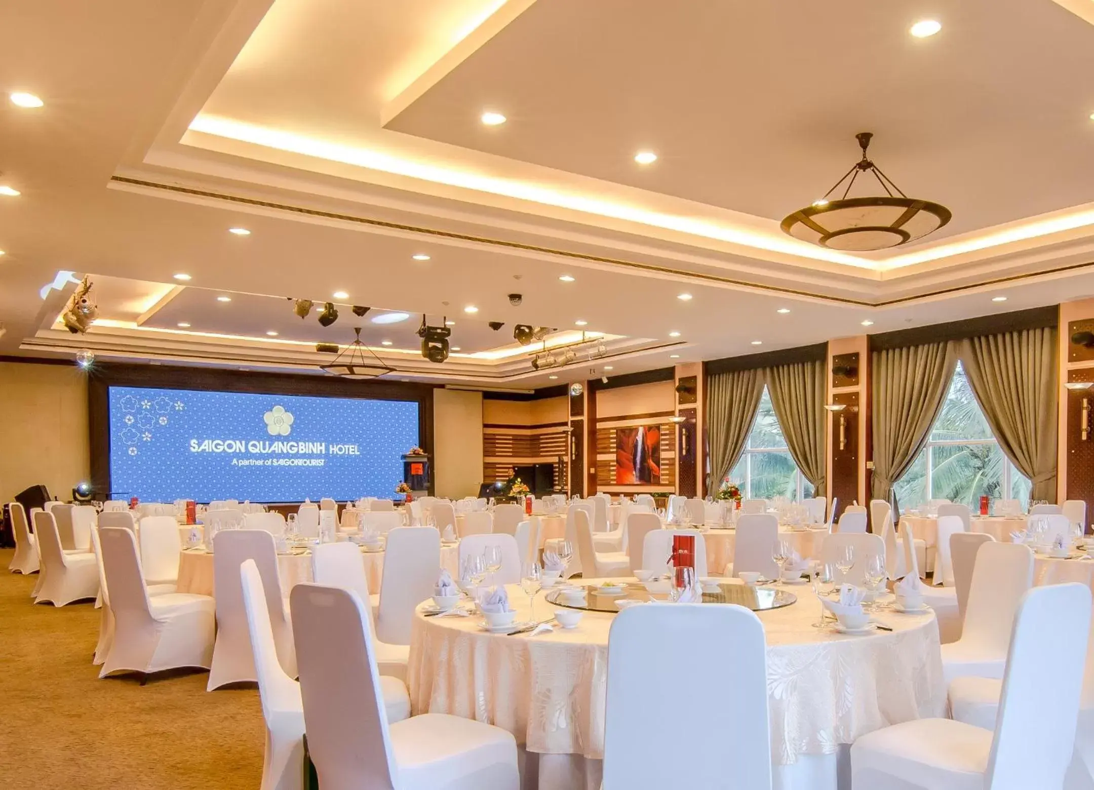 Banquet/Function facilities, Banquet Facilities in Sai Gon Quang Binh Hotel
