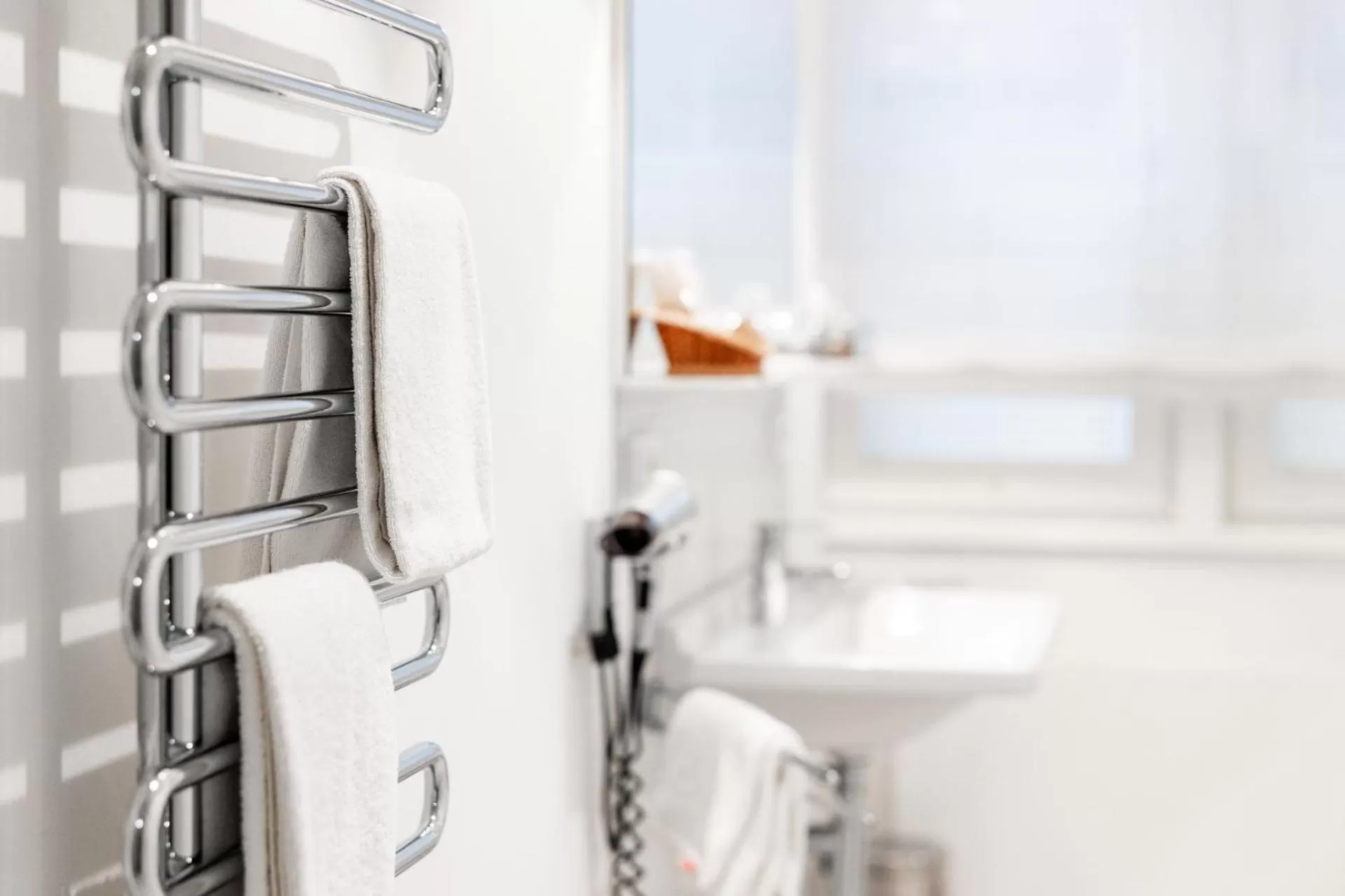 Bathroom in Hotel Stadt Kassel