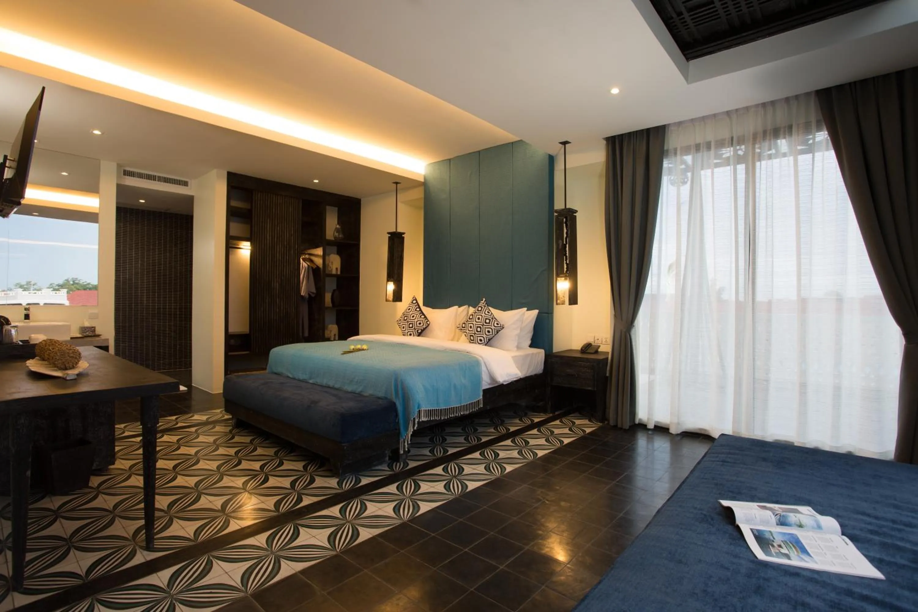 Photo of the whole room, Bed in Monthara Angkor Residence