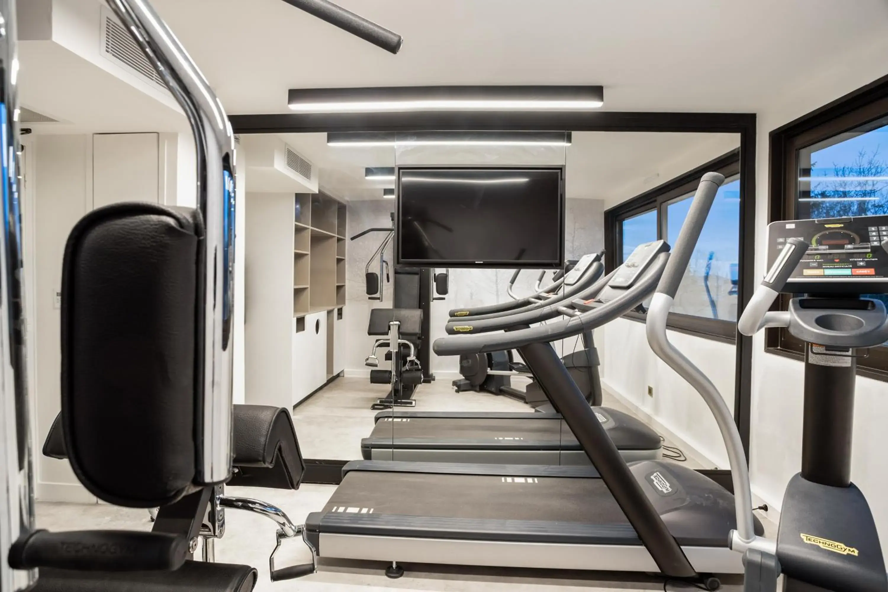 Fitness centre/facilities, Fitness Center/Facilities in Park & Suites Elégance Genève-Ferney Voltaire