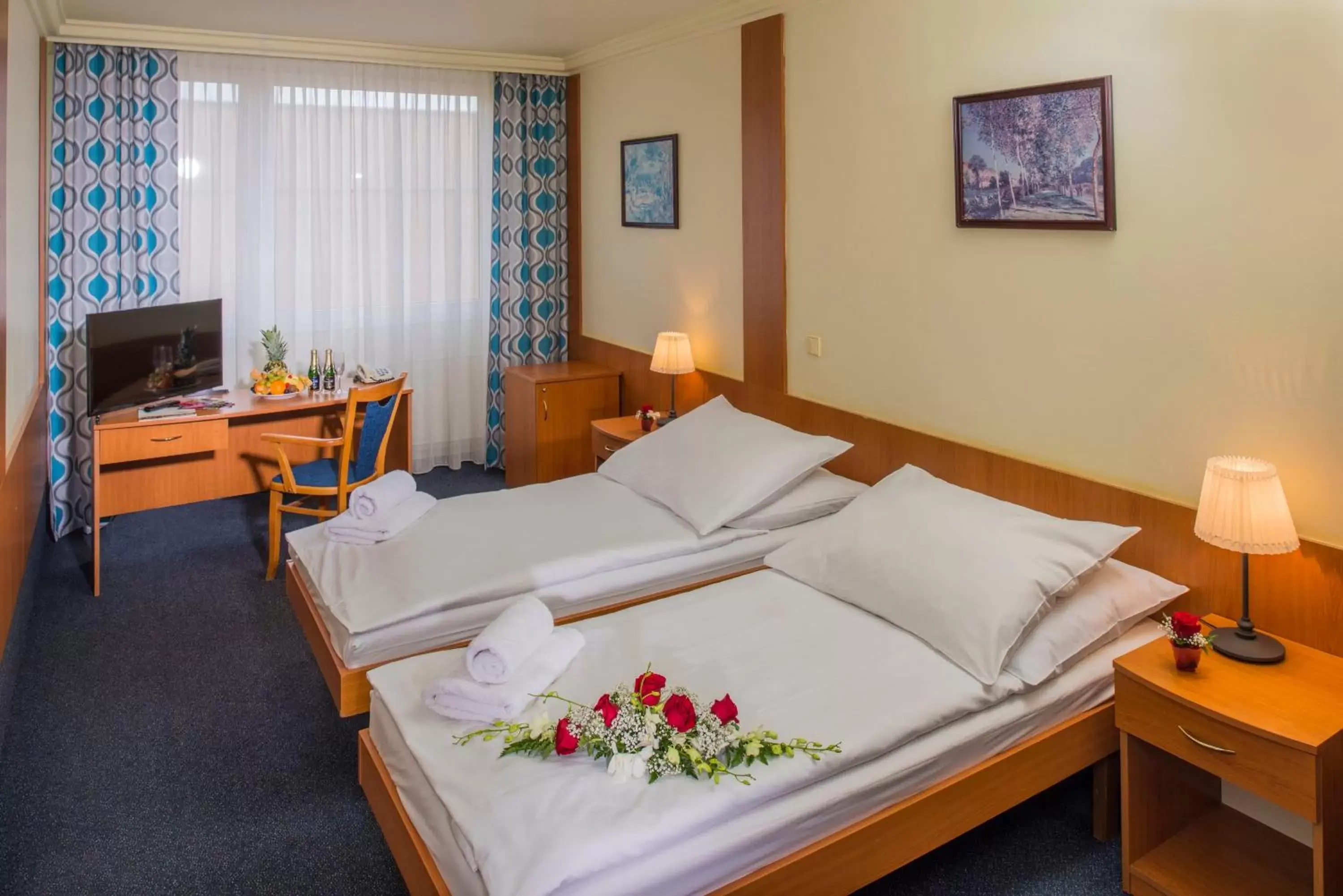 Bedroom, Bed in TOP HOTEL Praha