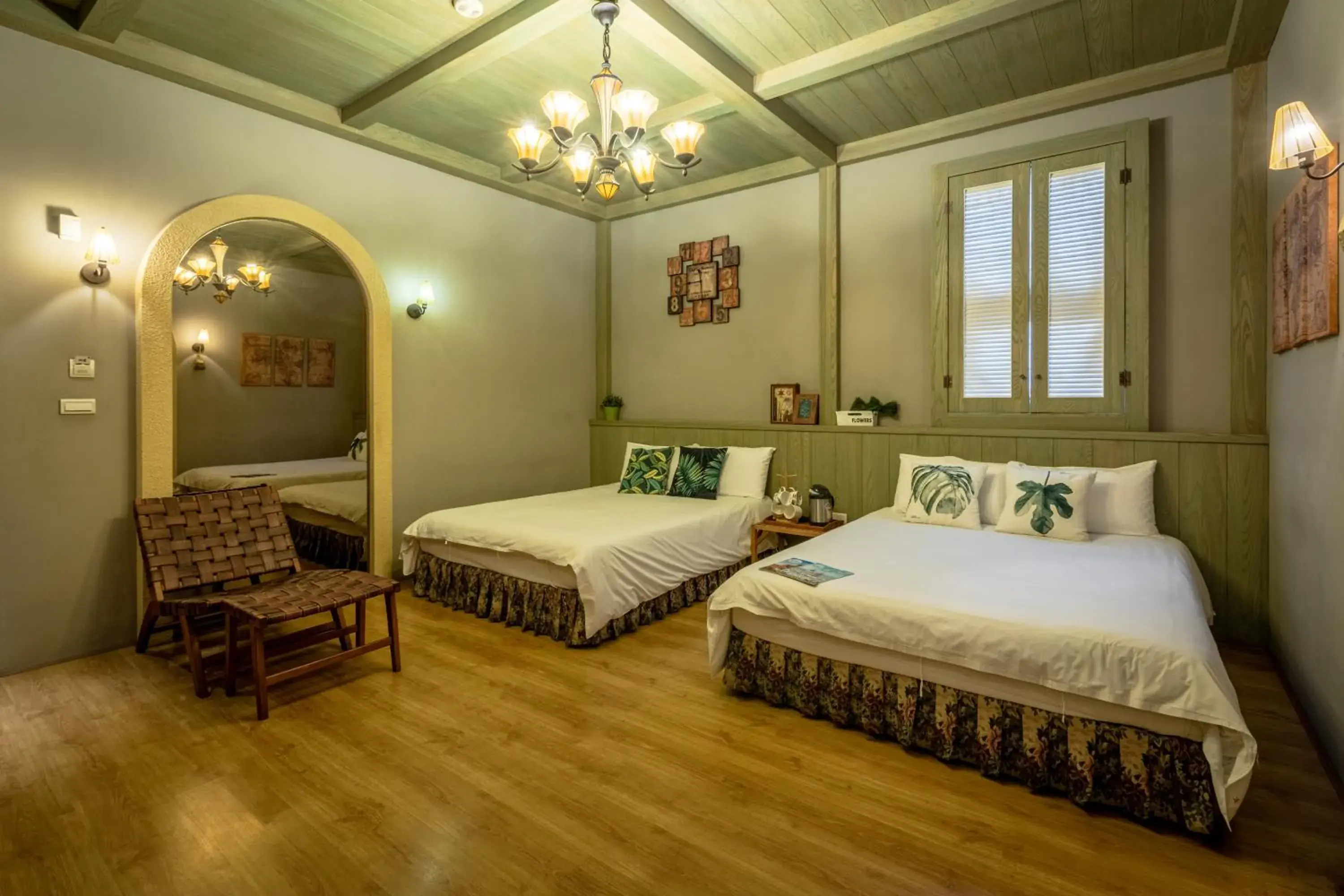 Photo of the whole room, Bed in Queen Love Homestay