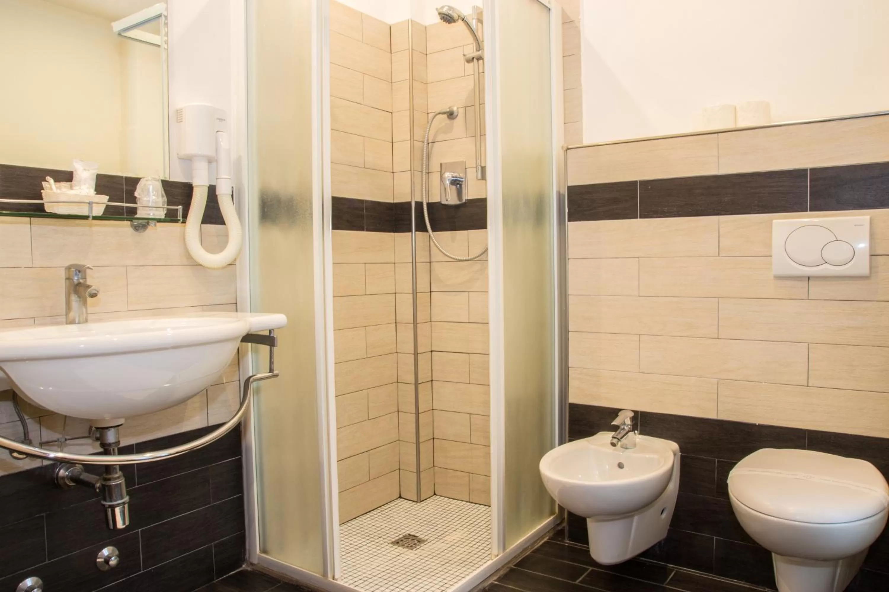 Bathroom in Hotel Okinawa