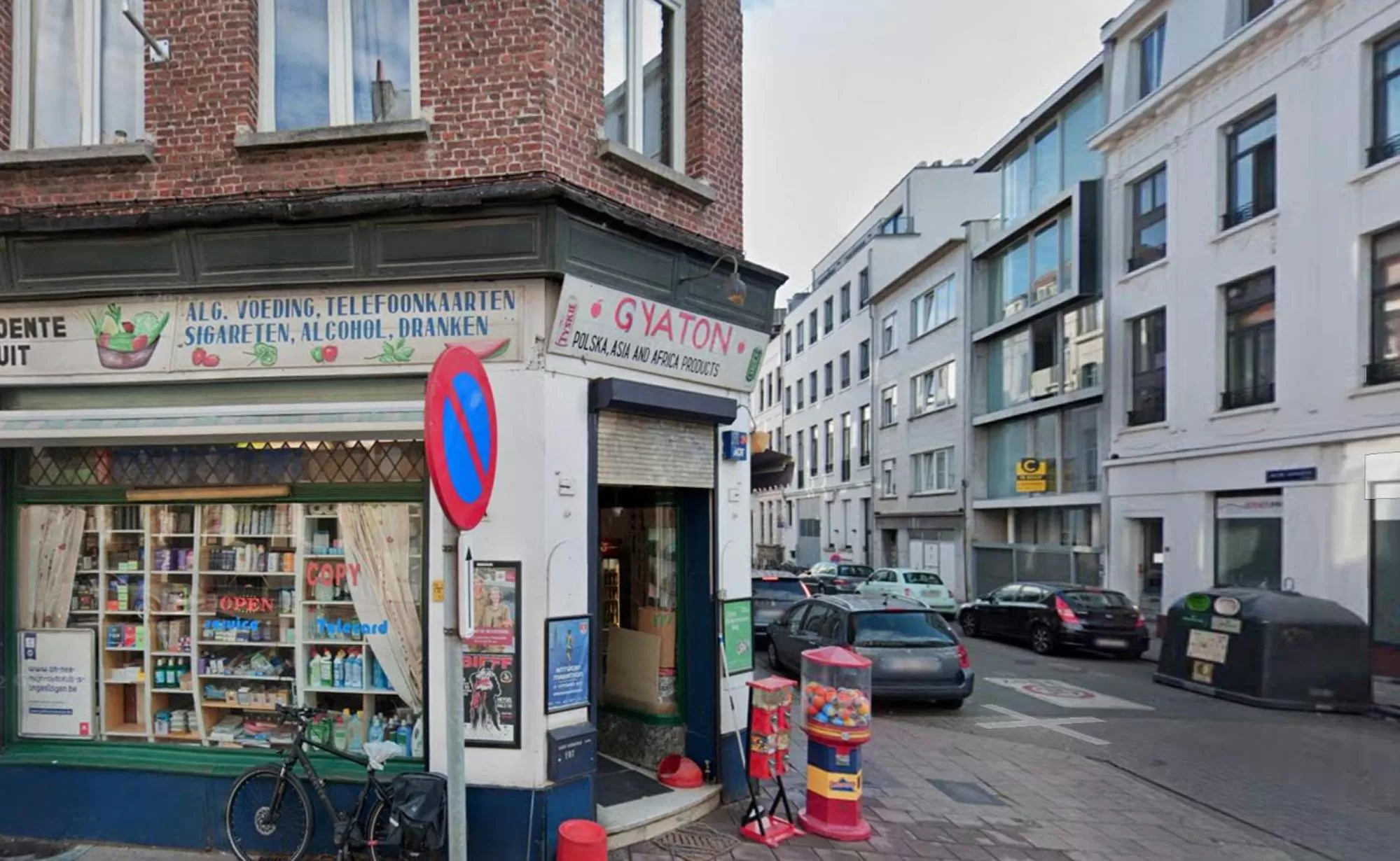 Neighbourhood in OneLuxStay near Fashion District