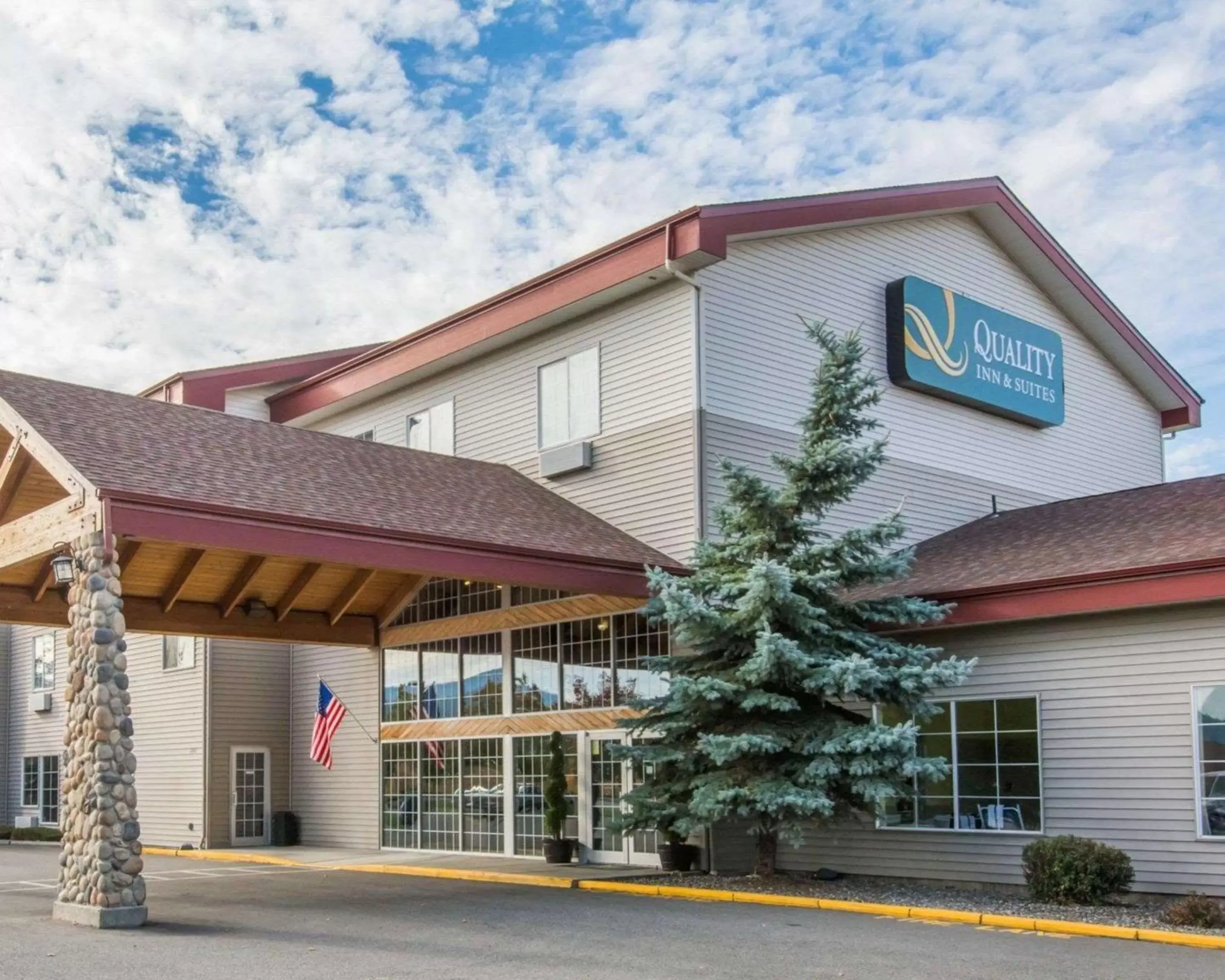 Property Building in Quality Inn & Suites of Liberty Lake