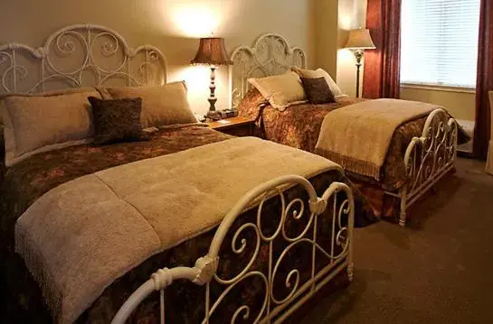 Bed in Wildcatter Ranch and Resort