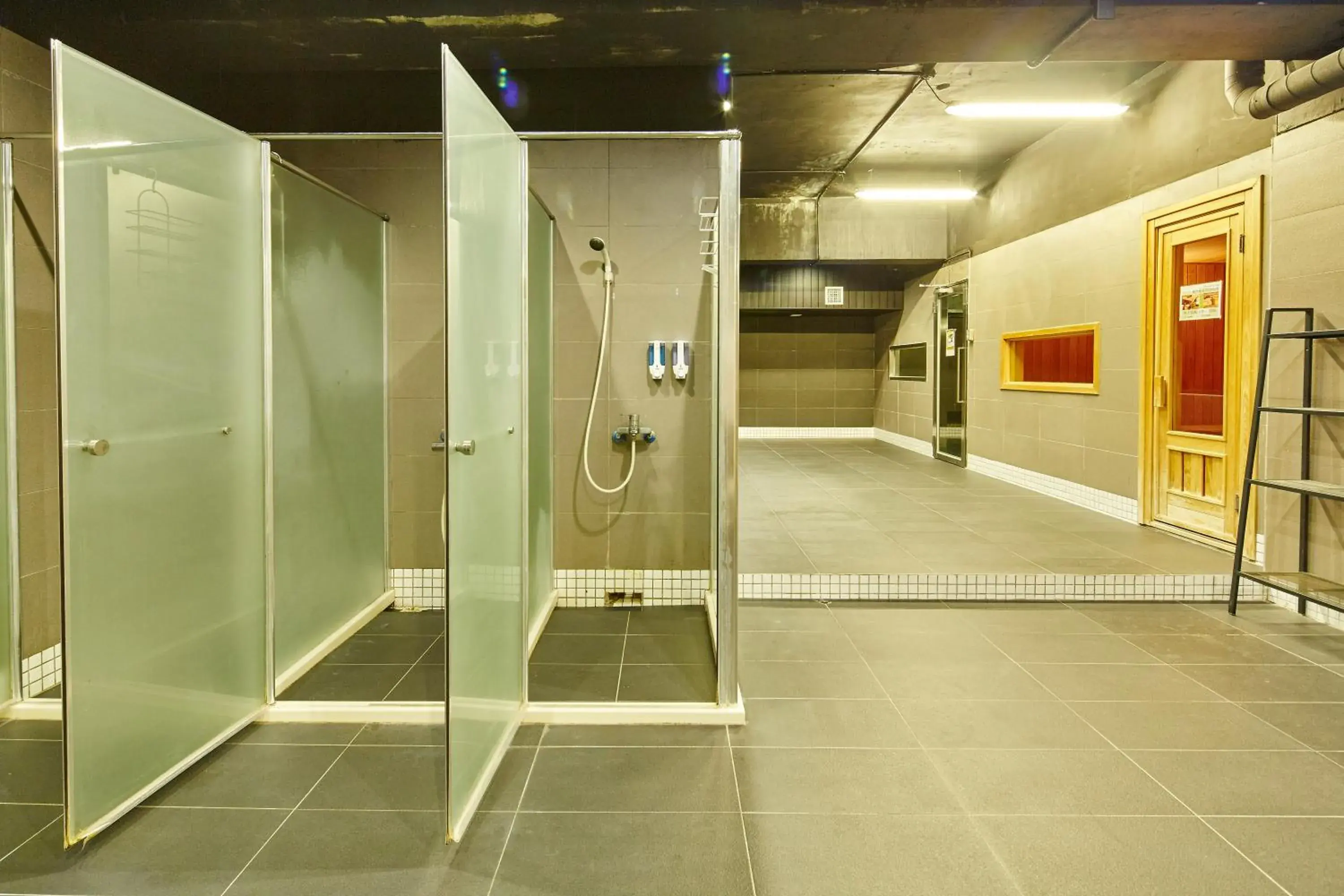 Sauna, Bathroom in Single Inn Kaohsiung