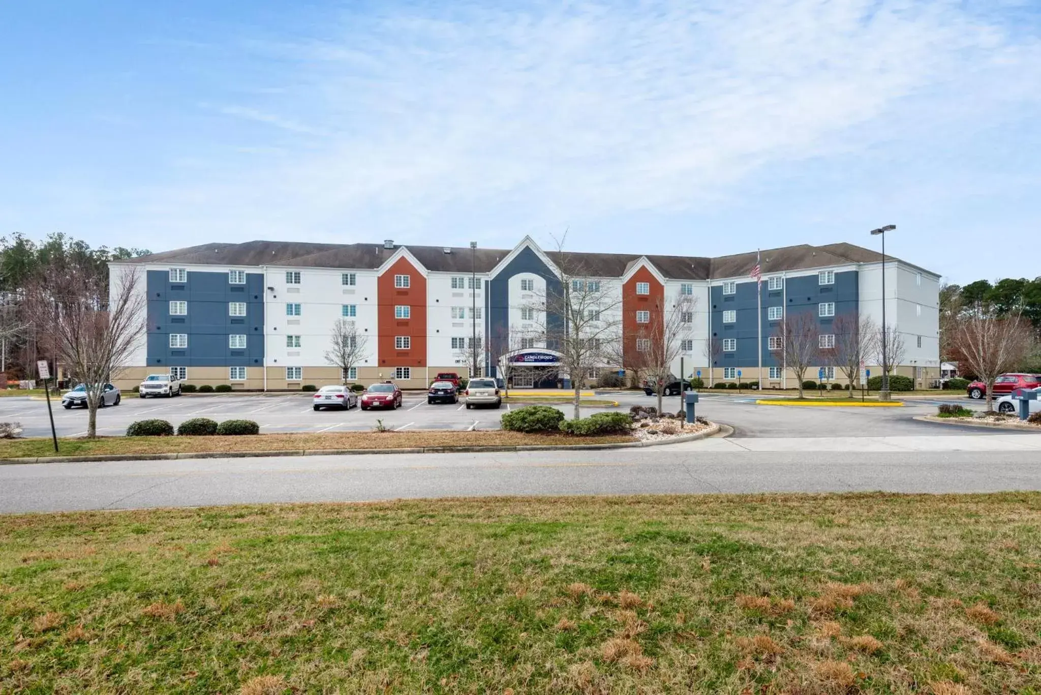 Property Building in Candlewood Suites Chesapeake-Suffolk, an IHG Hotel
