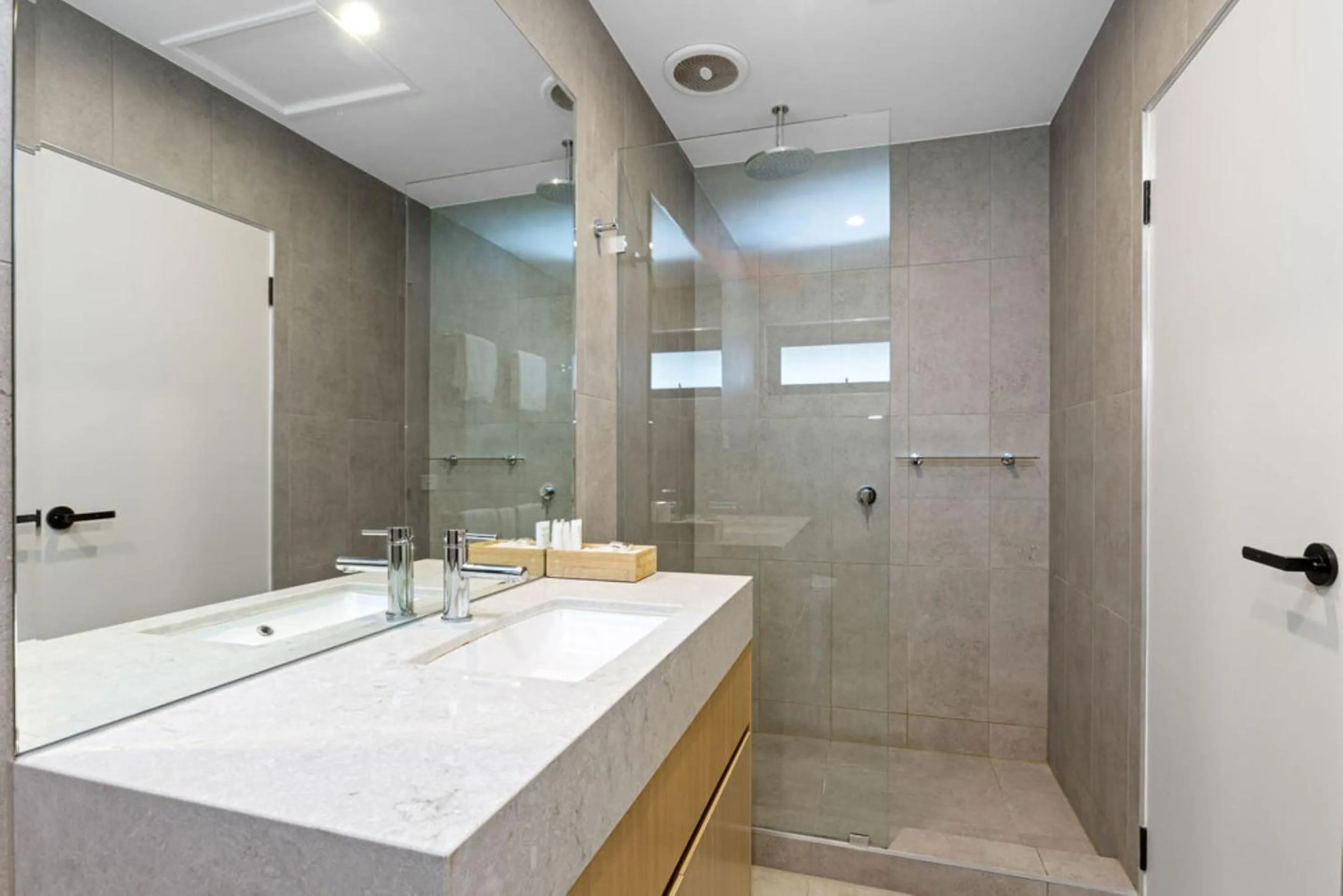 Bathroom in Best Western Apollo Bay Motel