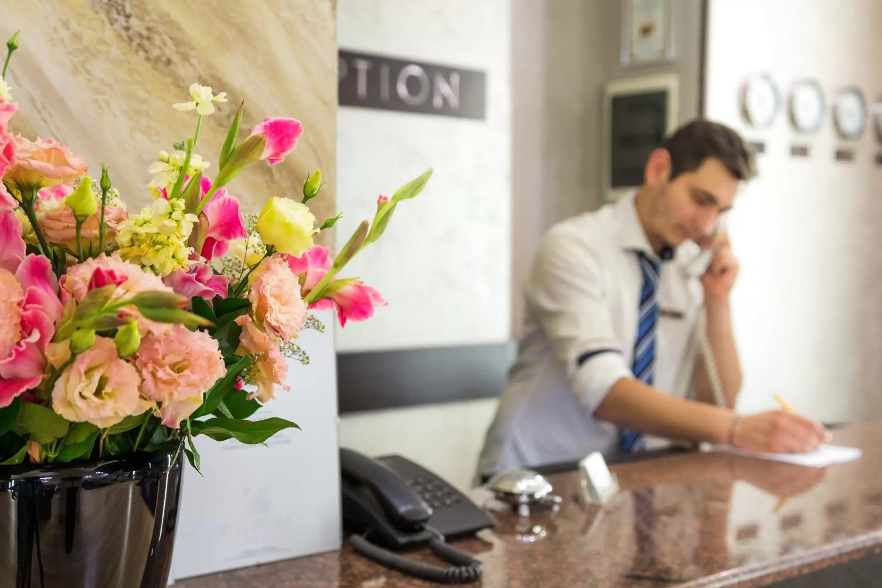 Lobby or reception in City Avenue Hotel by HMG-Free Parking-Free Wi-Fi Lobby or reception in City Avenue Hotel by HMG-Free Parking-Free Wi-Fi