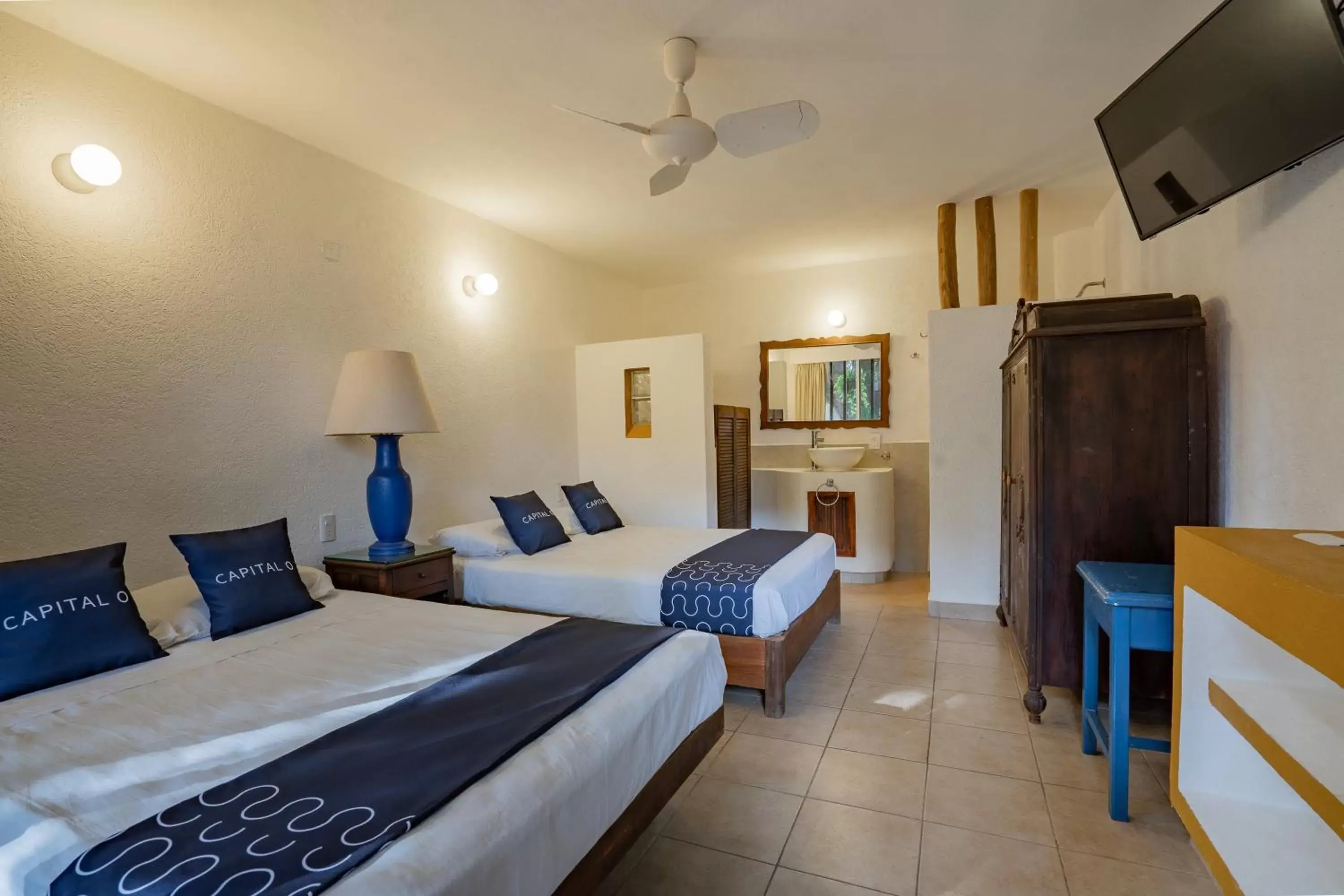 Bedroom in Hotel Misión y Spa