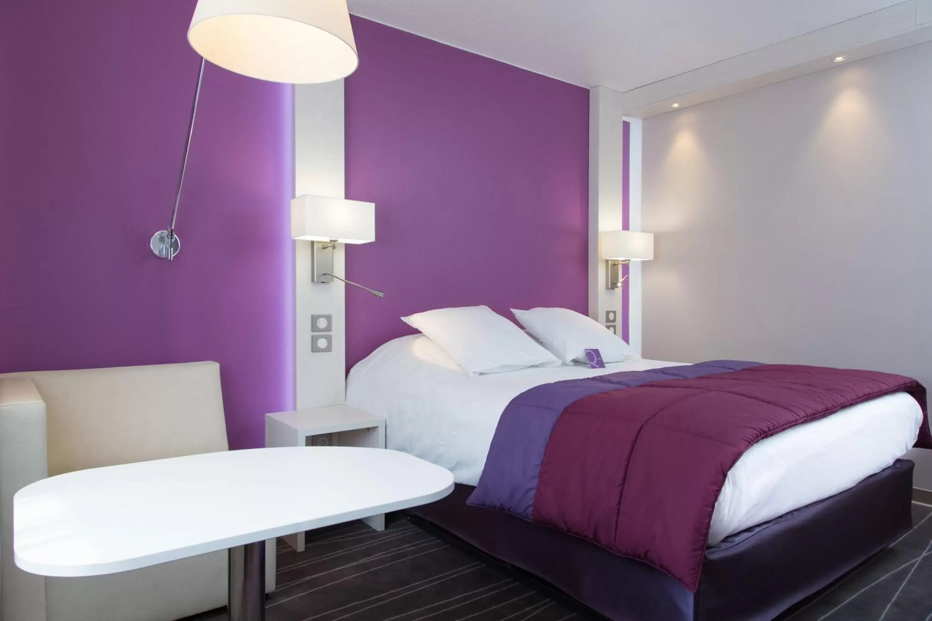 Photo of the whole room, Bed in Mercure Strasbourg Aéroport