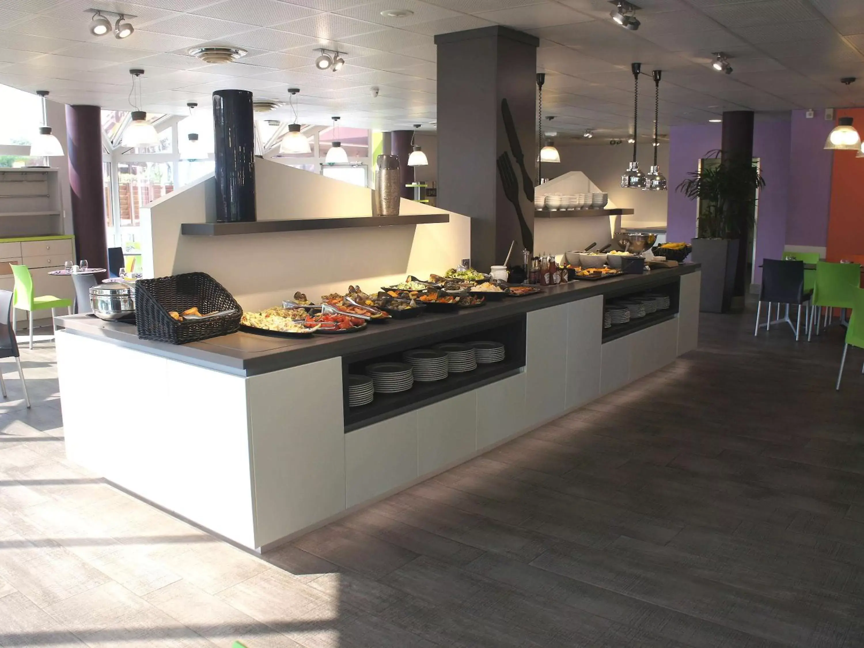 Restaurant/places to eat in ibis Styles Paris Roissy-CDG