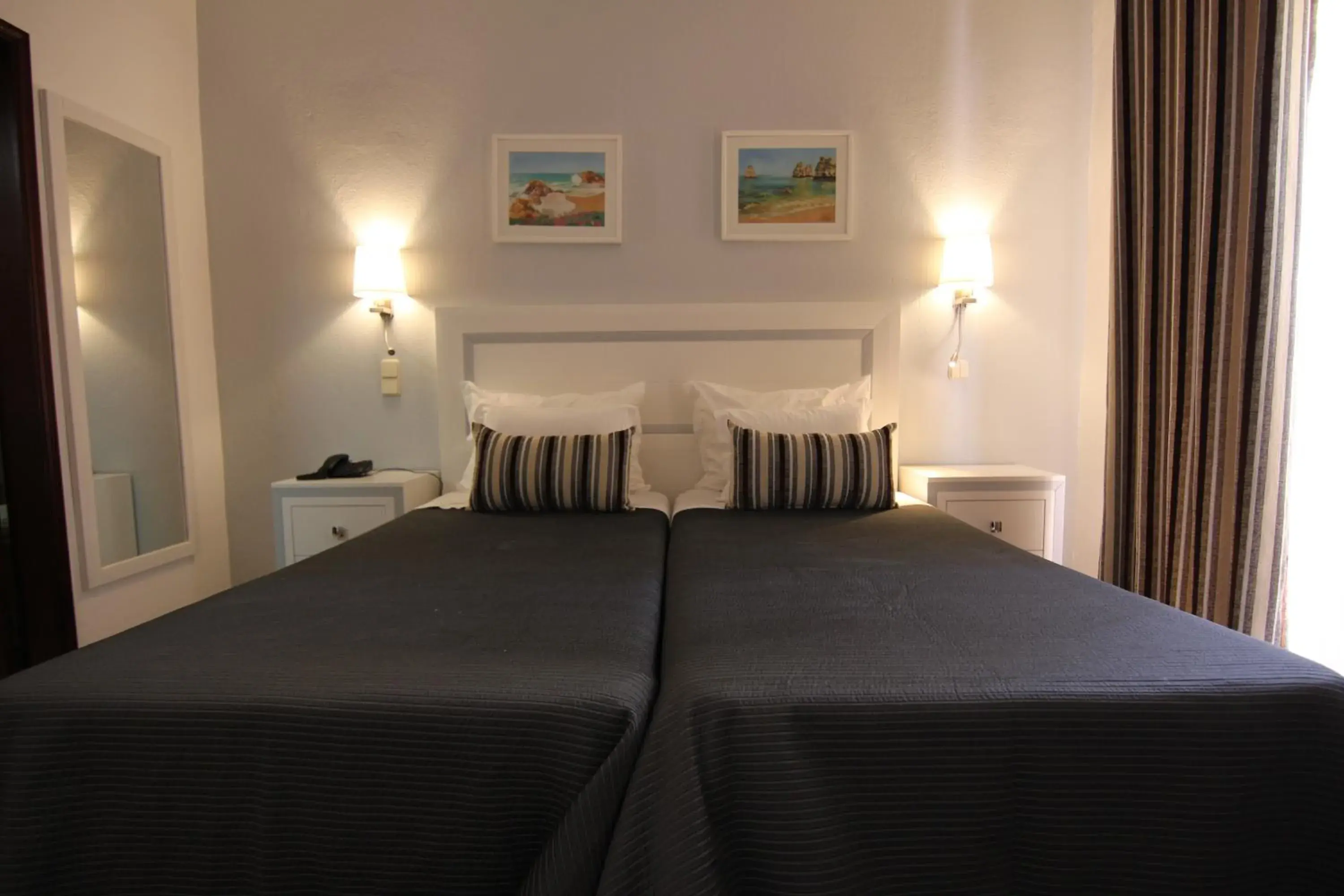 Restaurant/places to eat, Bed in Solar de Mos Restaurant/places to eat, Bed in Solar de Mos