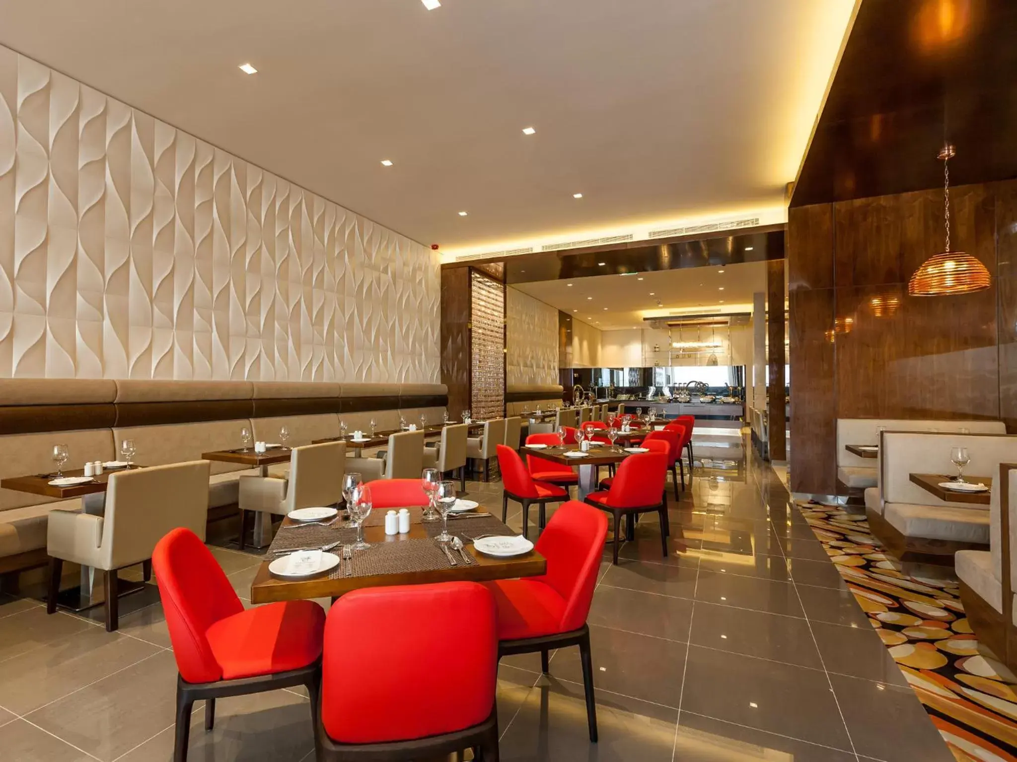 Restaurant/Places to Eat in Flora Al Barsha Hotel At The Mall