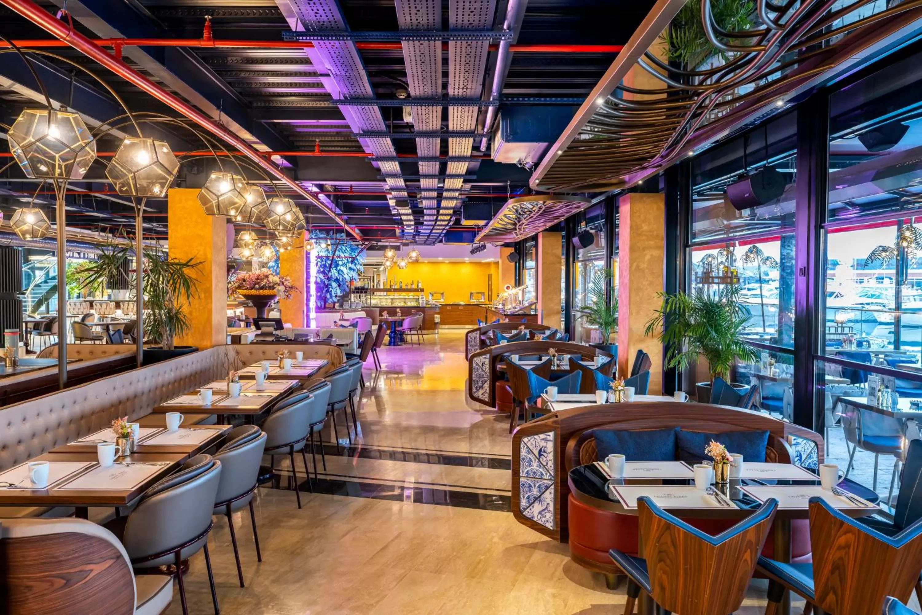 Restaurant/places to eat in Crowne Plaza - Istanbul Tuzla Viaport Marina by IHG