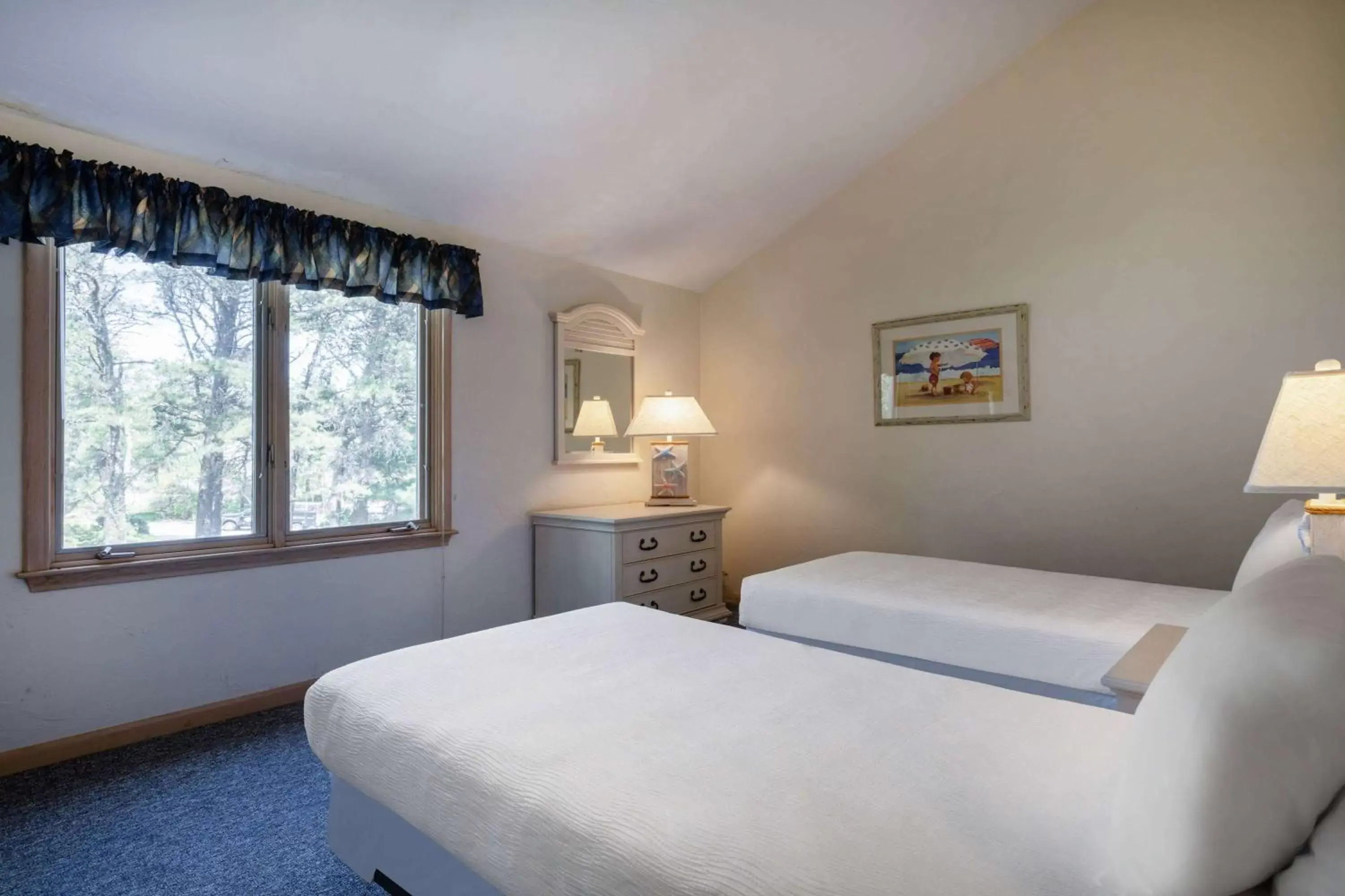 Photo of the whole room, Bed in Southcape Resort Mashpee a Ramada by Wyndham