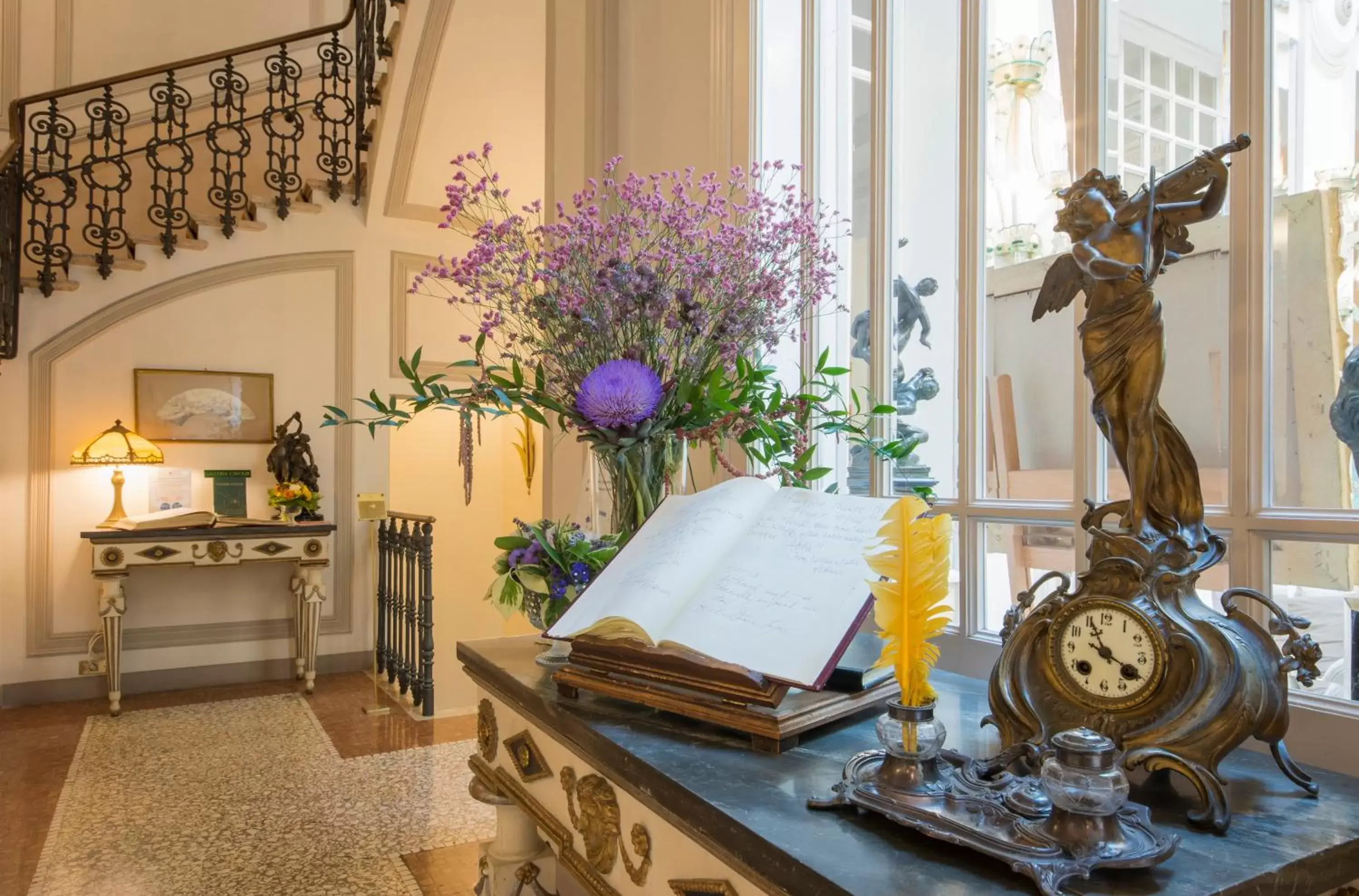 Decorative detail, Lobby/Reception in Hotel Corona d'Oro