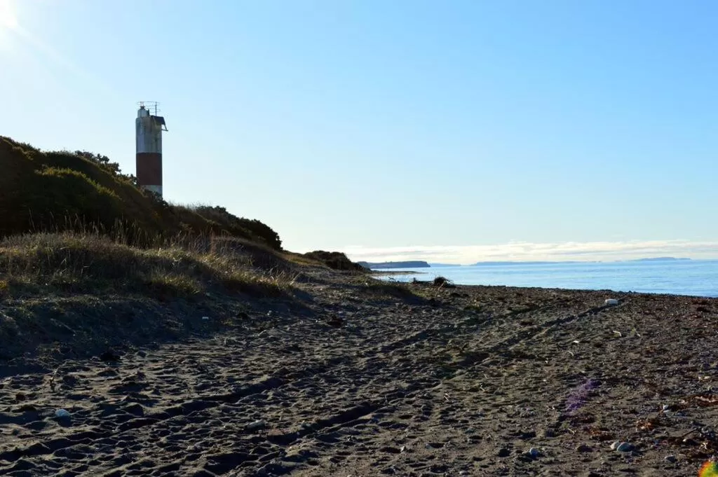 Beach in El Coo Lodge