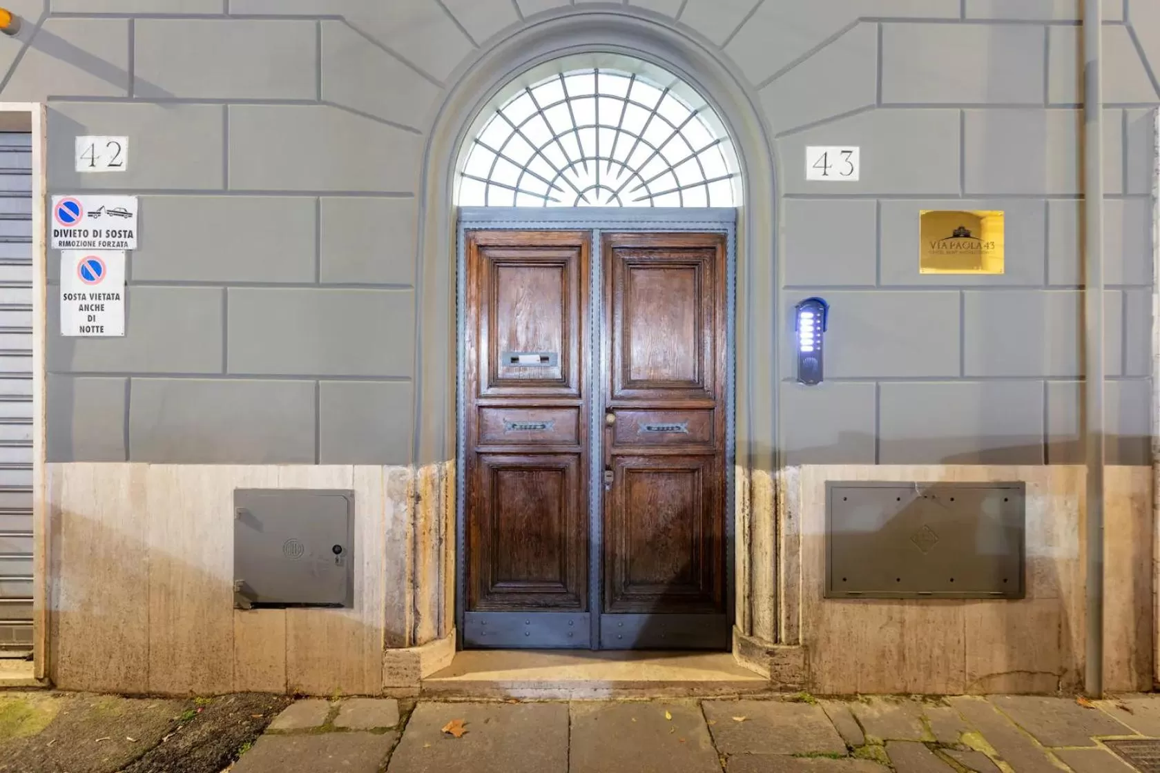 Property building in BMGA l ViaPaola43 Palace