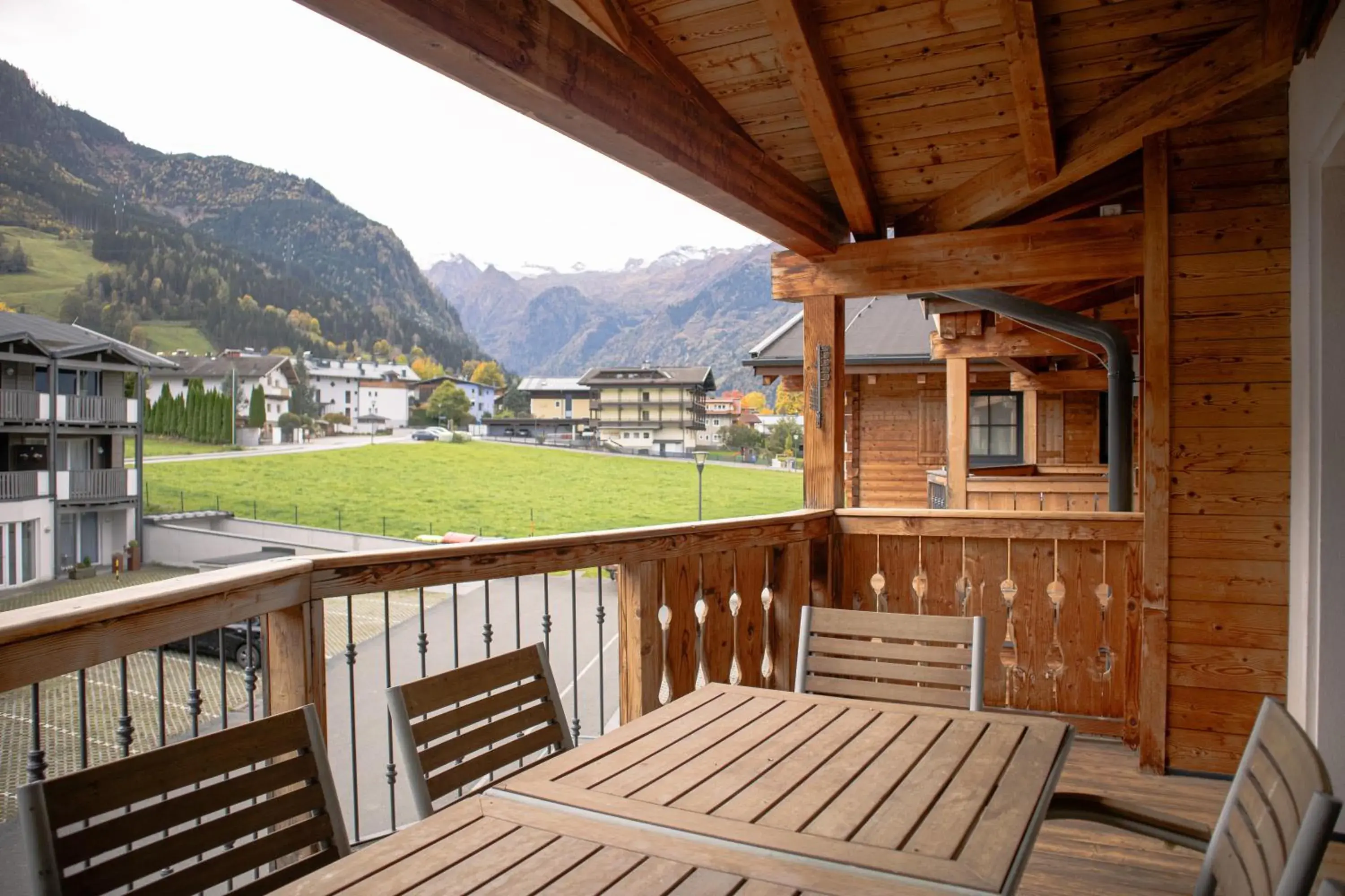 Balcony/Terrace in Avenida Mountain Resort by Alpin Rentals