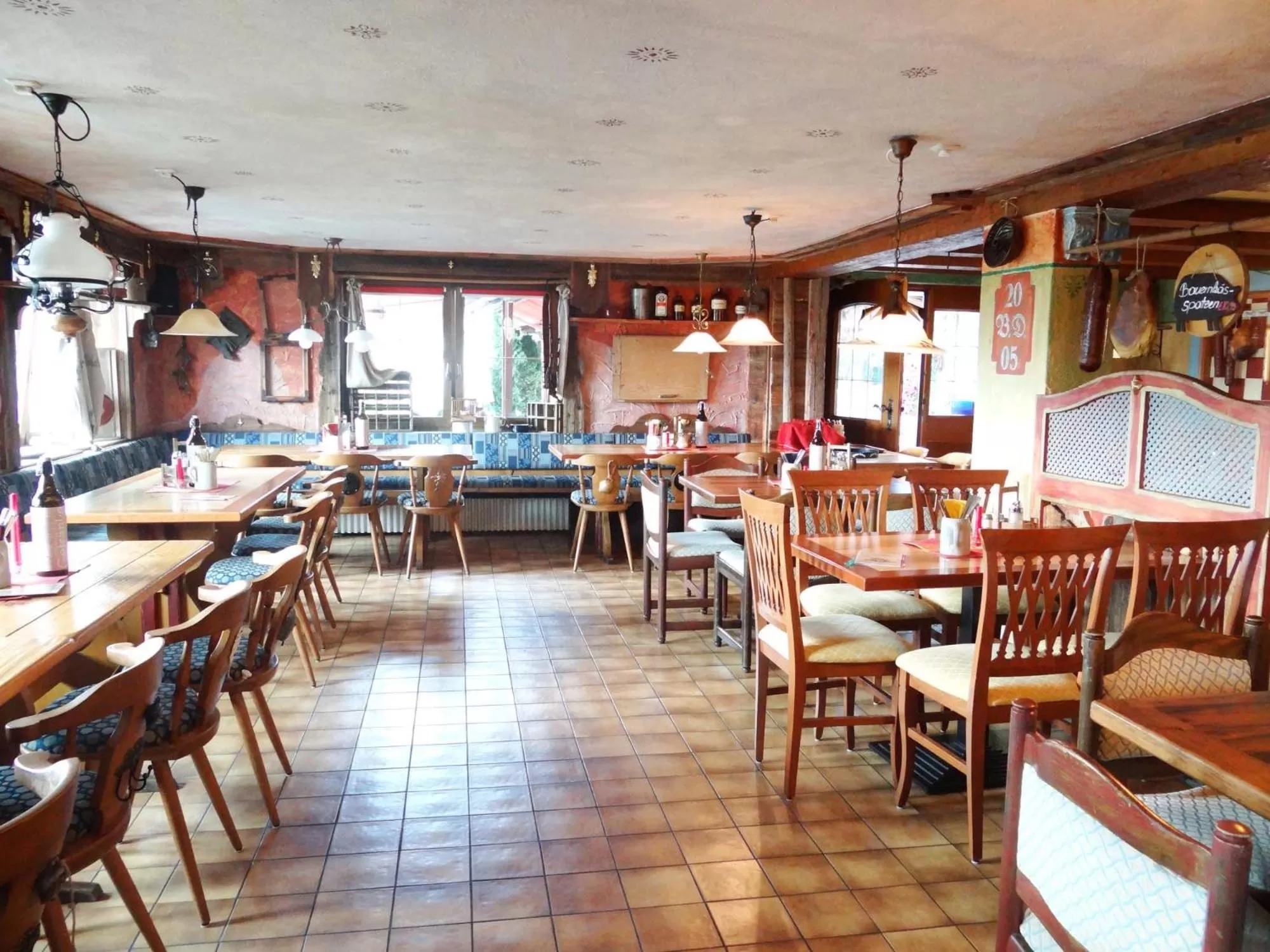 Restaurant/places to eat in Beim Haxenwirt