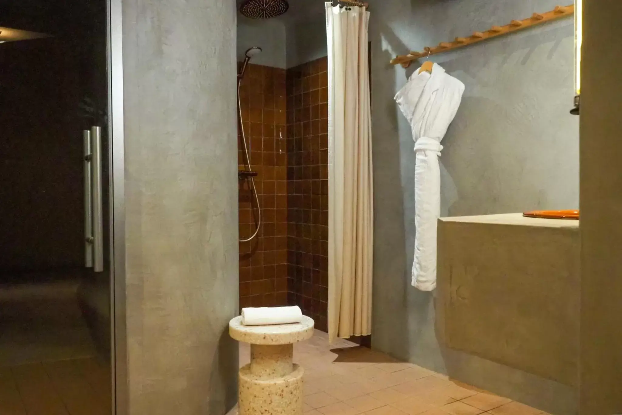 Steam room, Bathroom in Hotel Orphée - Orso Hotels