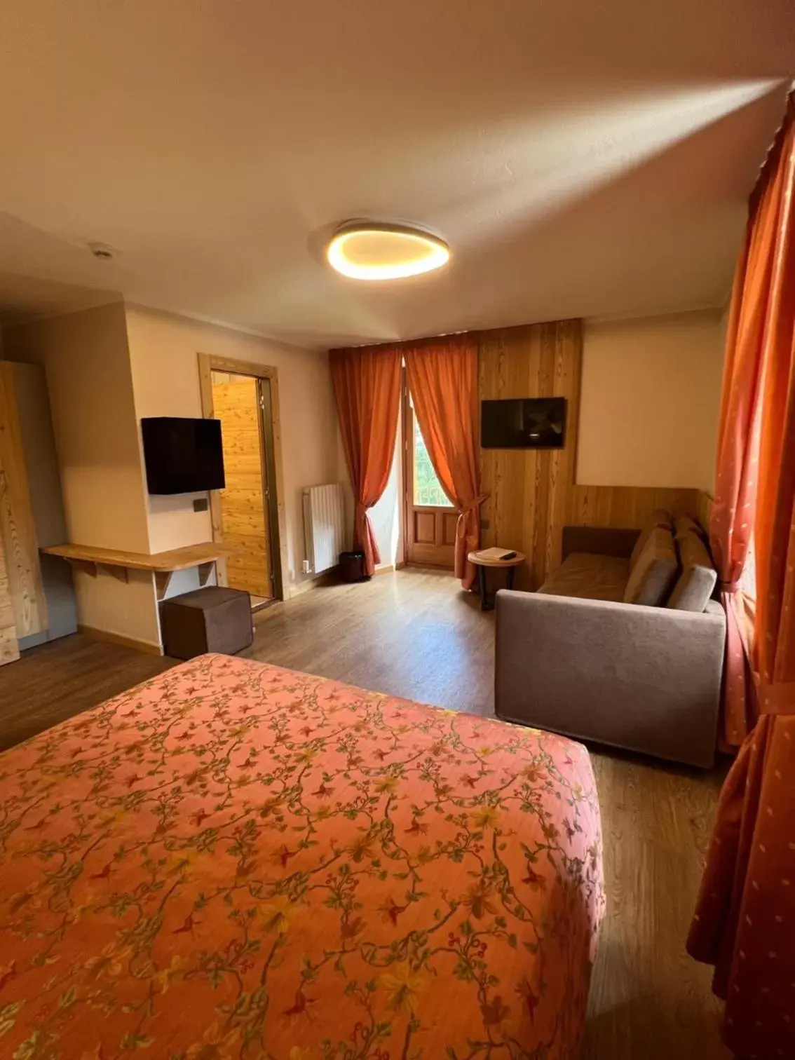 Bedroom in Hotel Des Glaciers