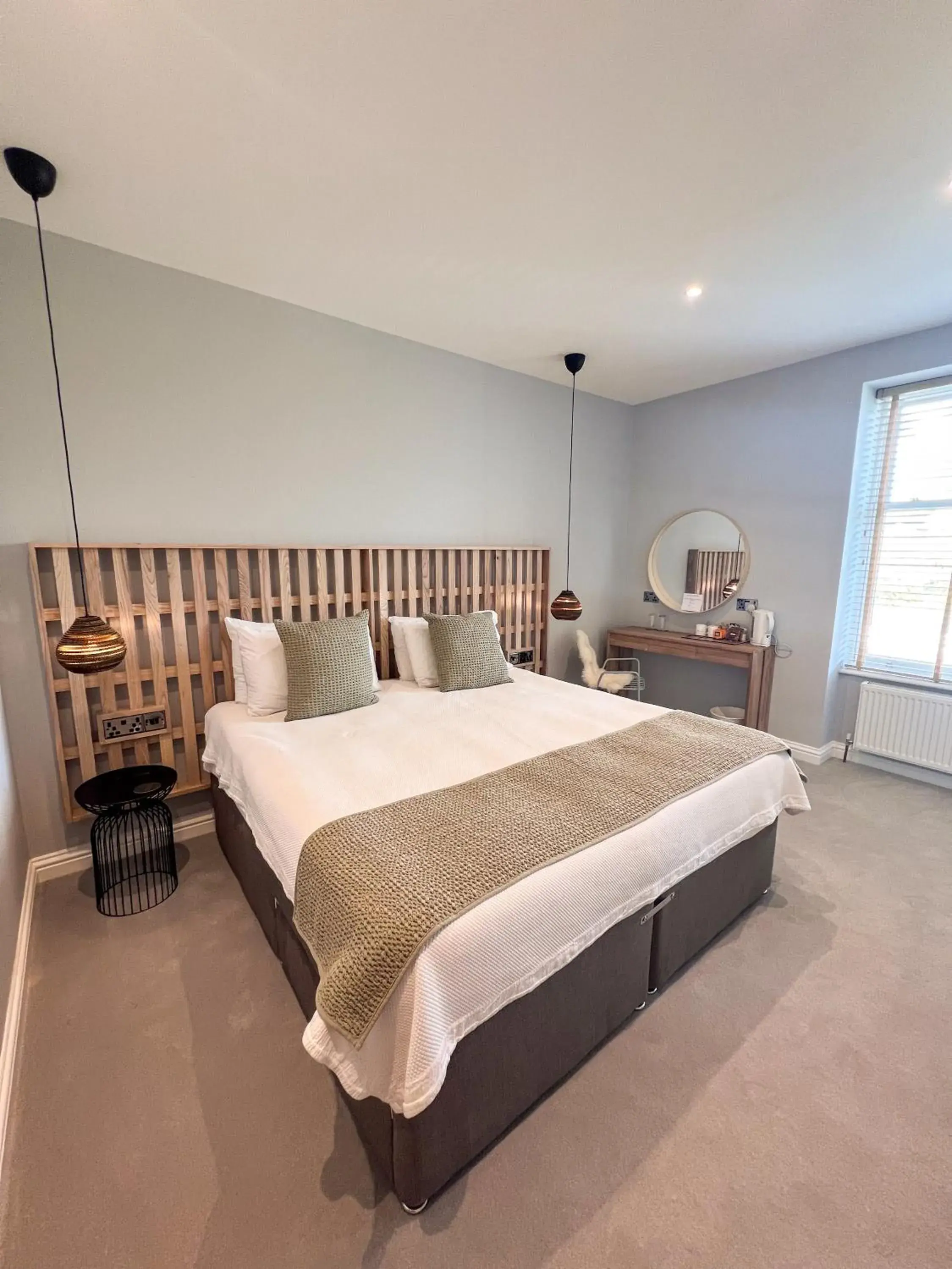 Bedroom, Bed in Housel Bay Hotel