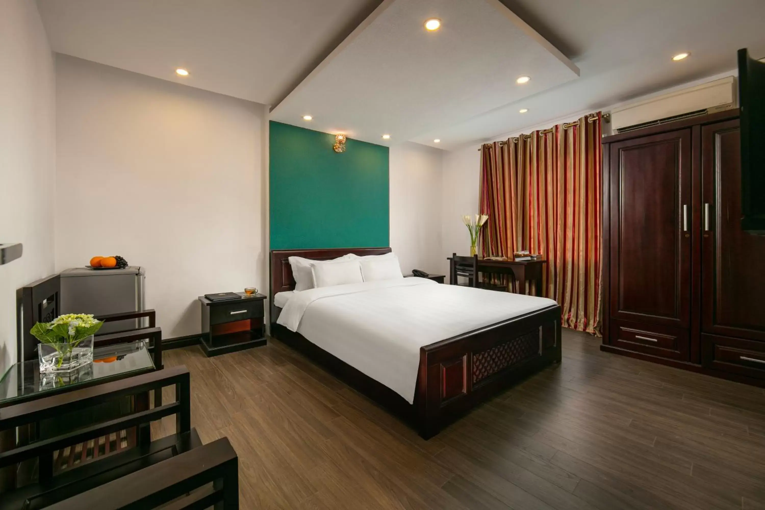 Superior Double Room in ĐỨC TRỌNG HOTEL Superior Double Room in ĐỨC TRỌNG HOTEL