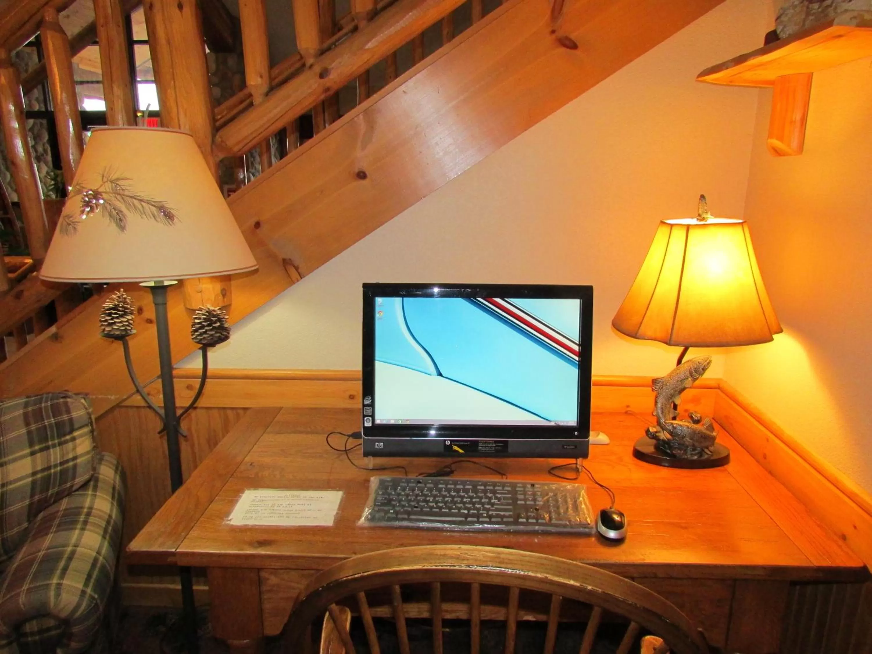 Business facilities, TV/Entertainment Center in AmeriVu Inn & Suites