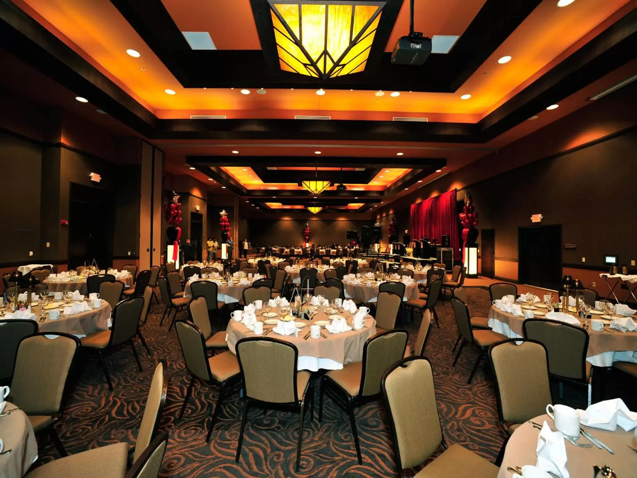 Banquet/Function facilities, Restaurant/Places to Eat in Desert Diamond Casino