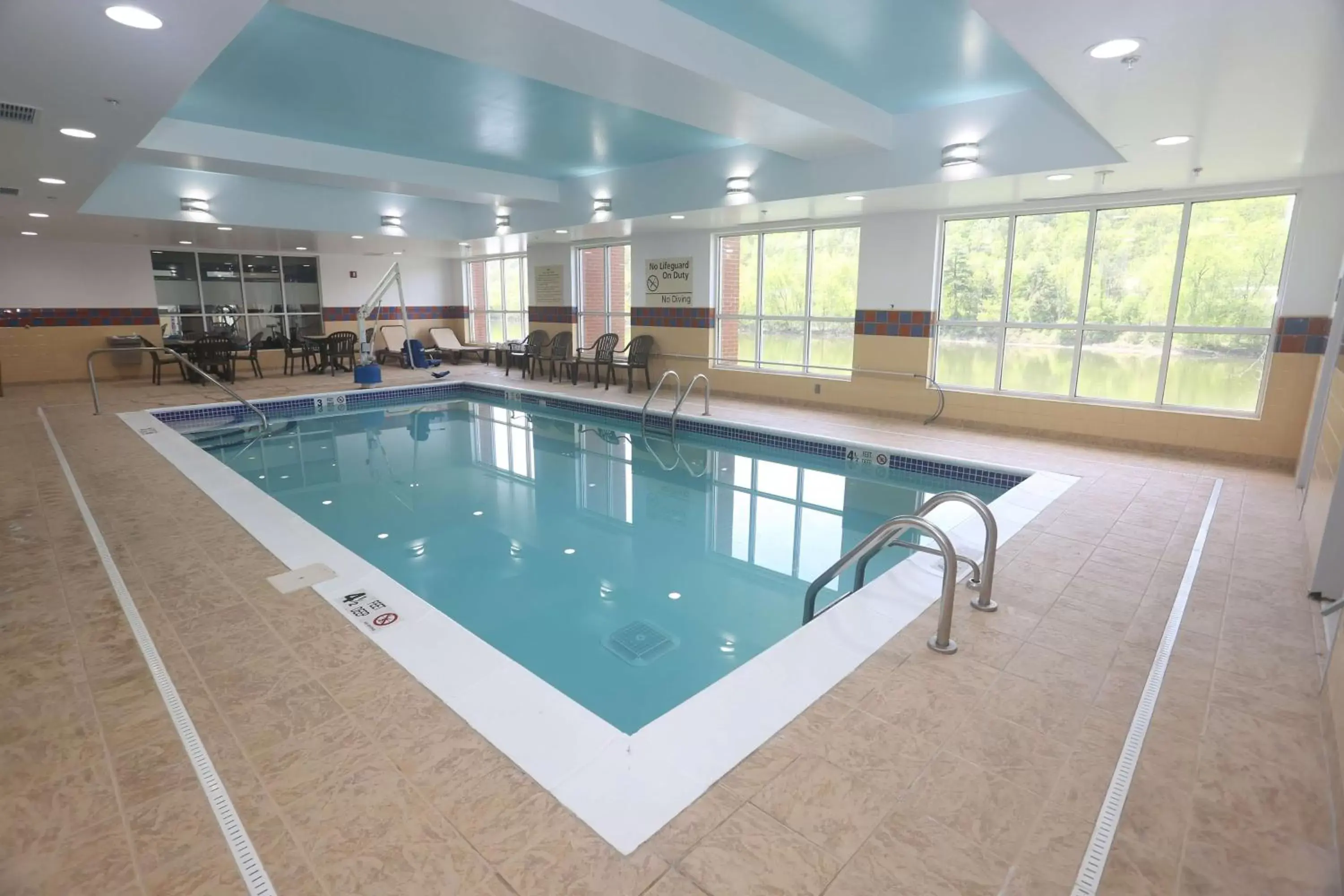 Pool view, Swimming Pool in Hampton Inn Owego
