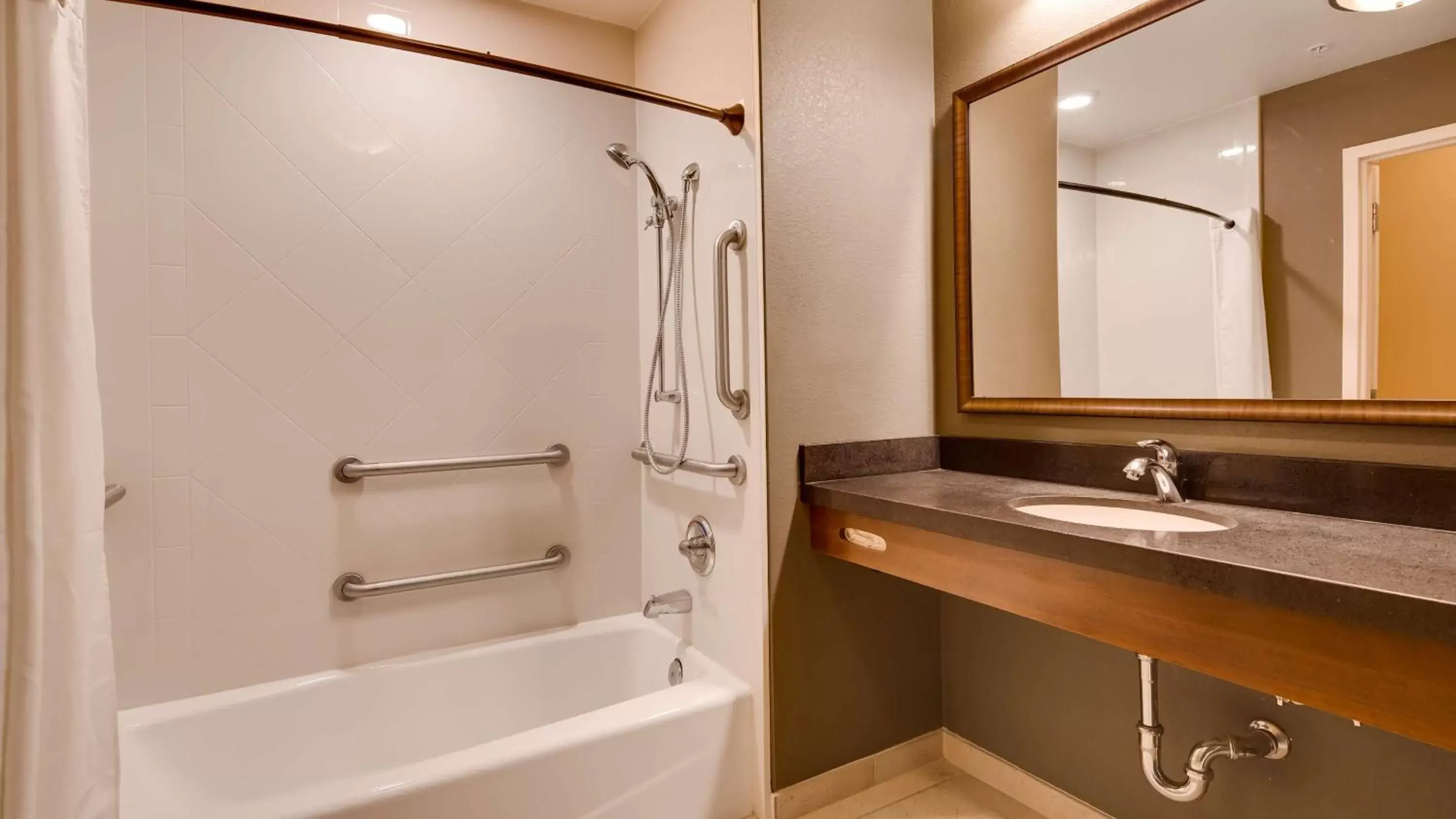 Bathroom in Best Western Plus Chandler Hotel & Suites