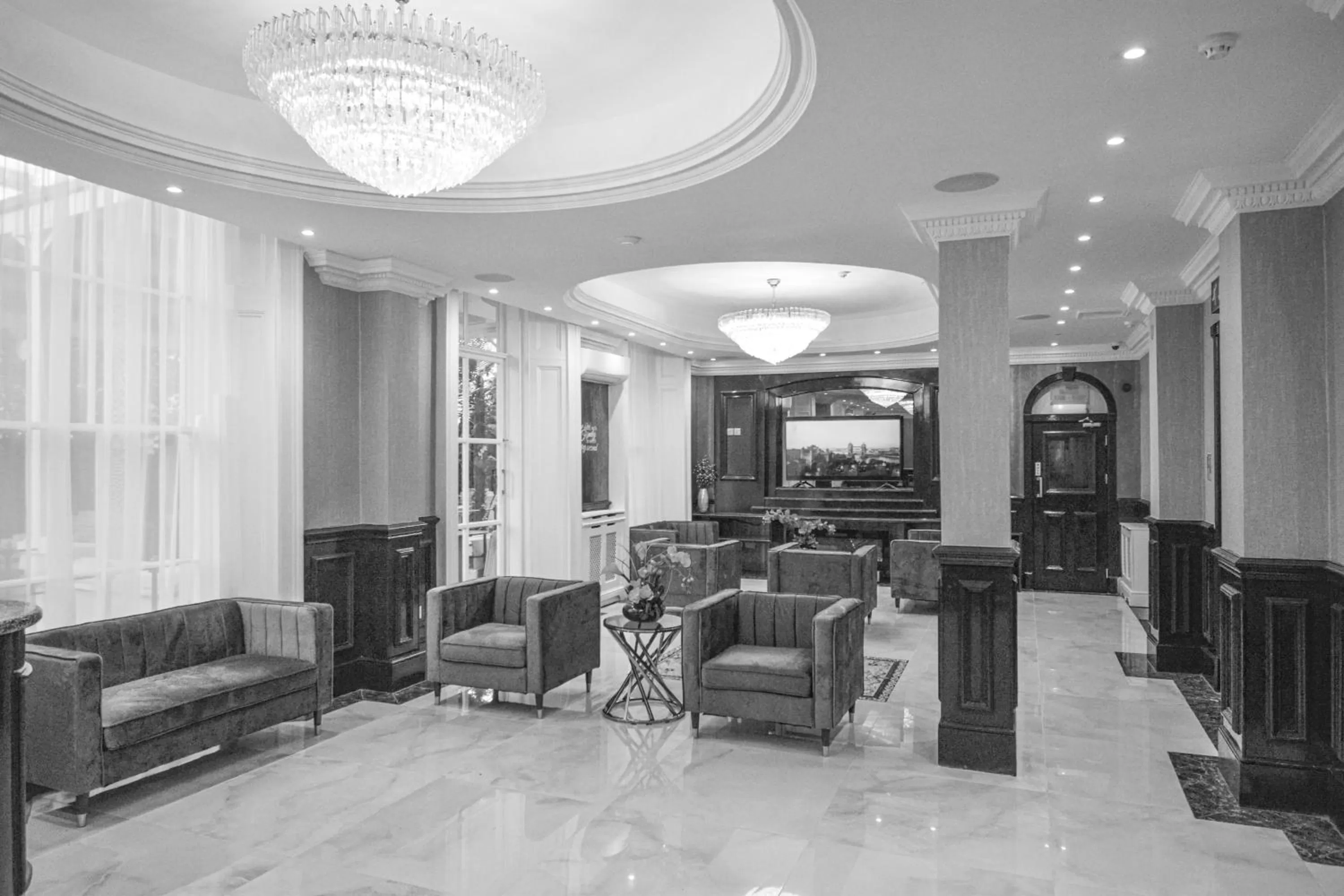 Pembridge Palace Hotel