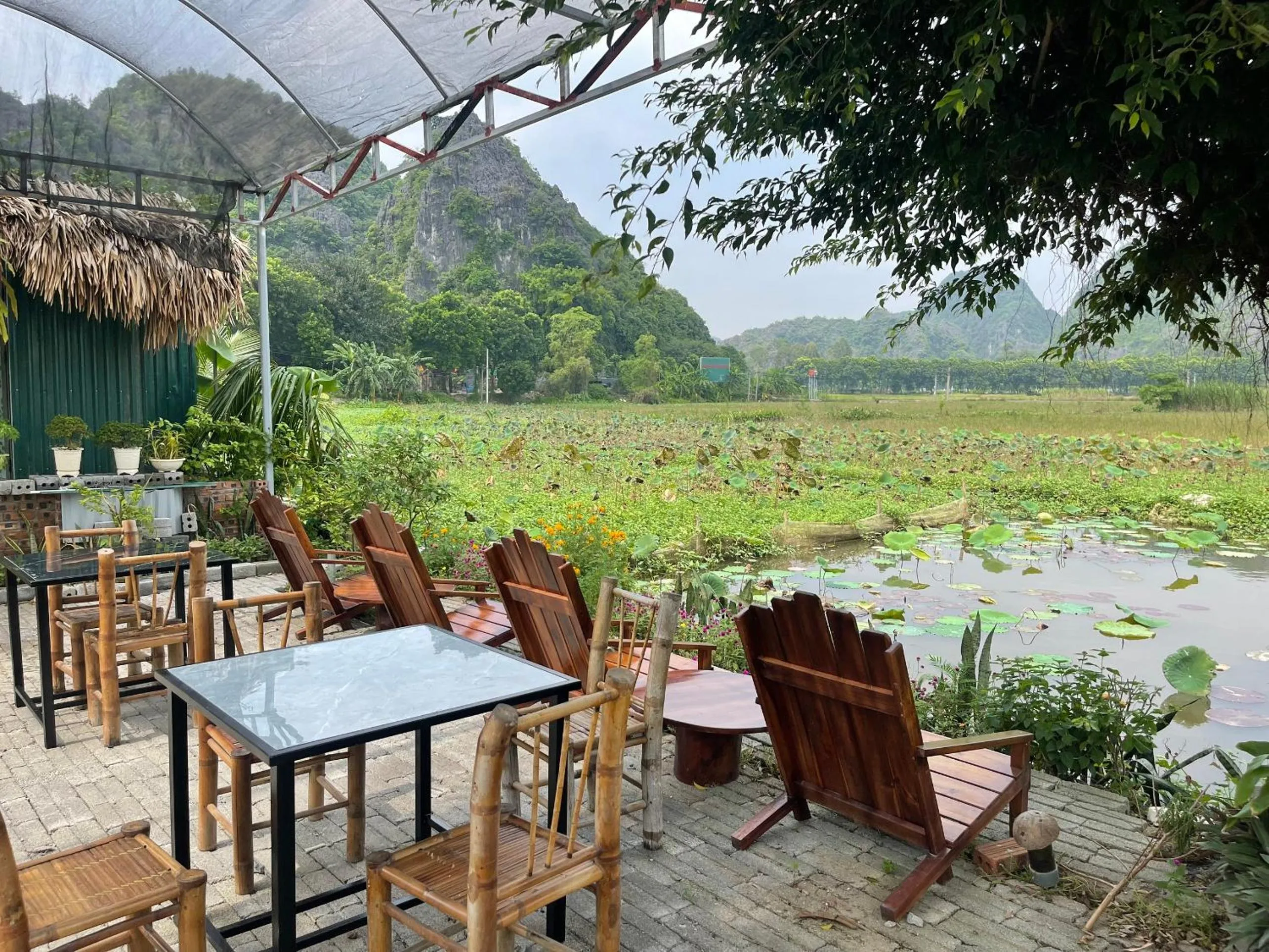 Restaurant/Places to Eat in Tam Coc Mountain View Homestay