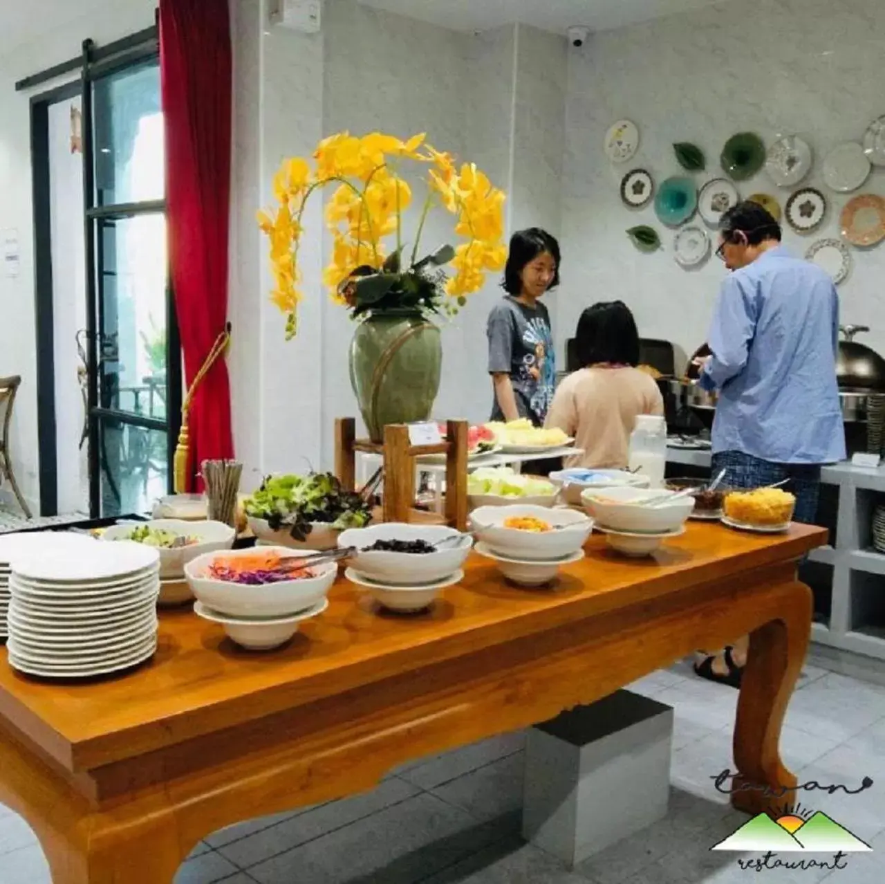 Dining area in Lanna Oriental Hotel - SHA Extra Plus