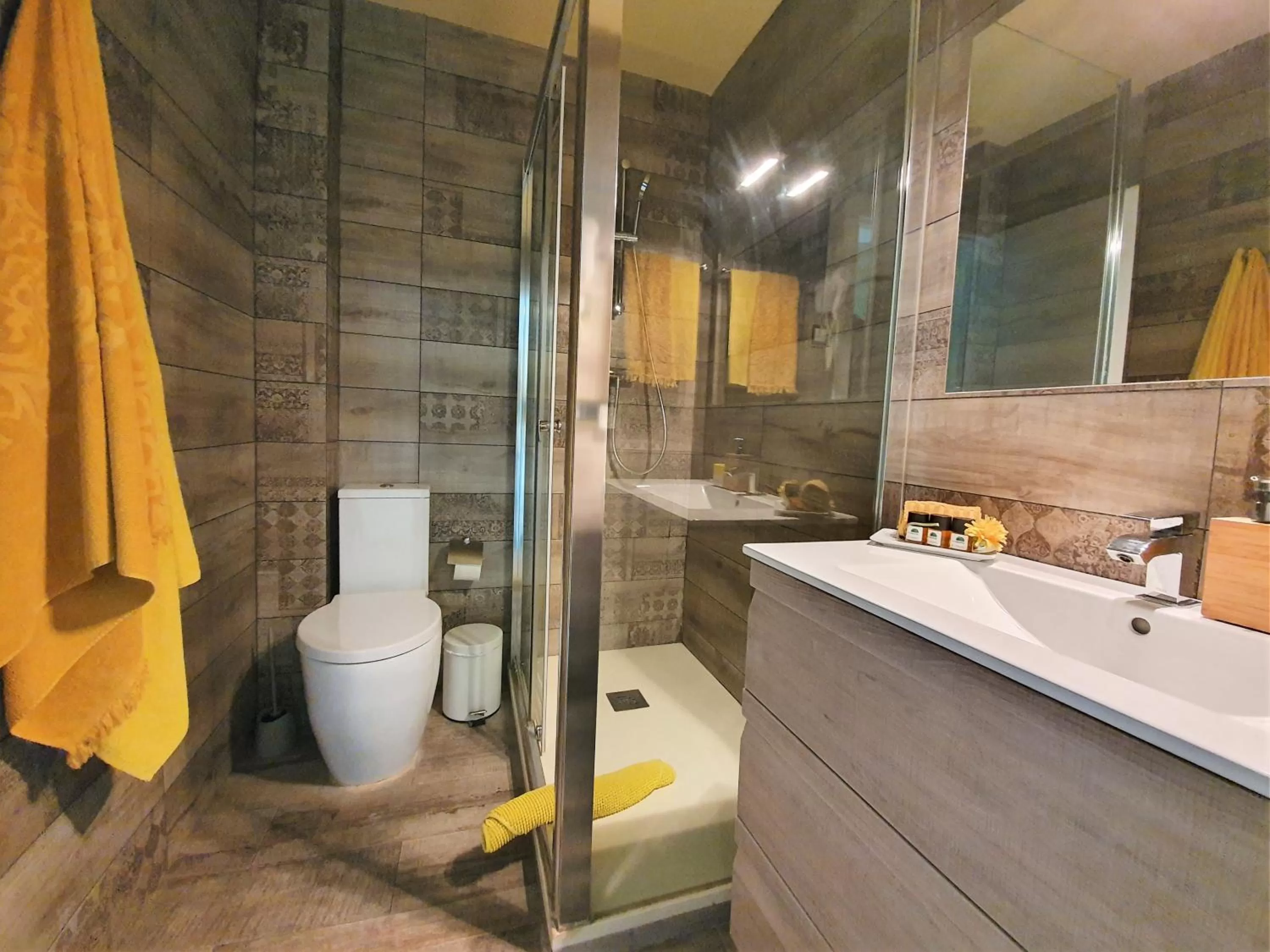 Bathroom in DreamKeys Barcelona City